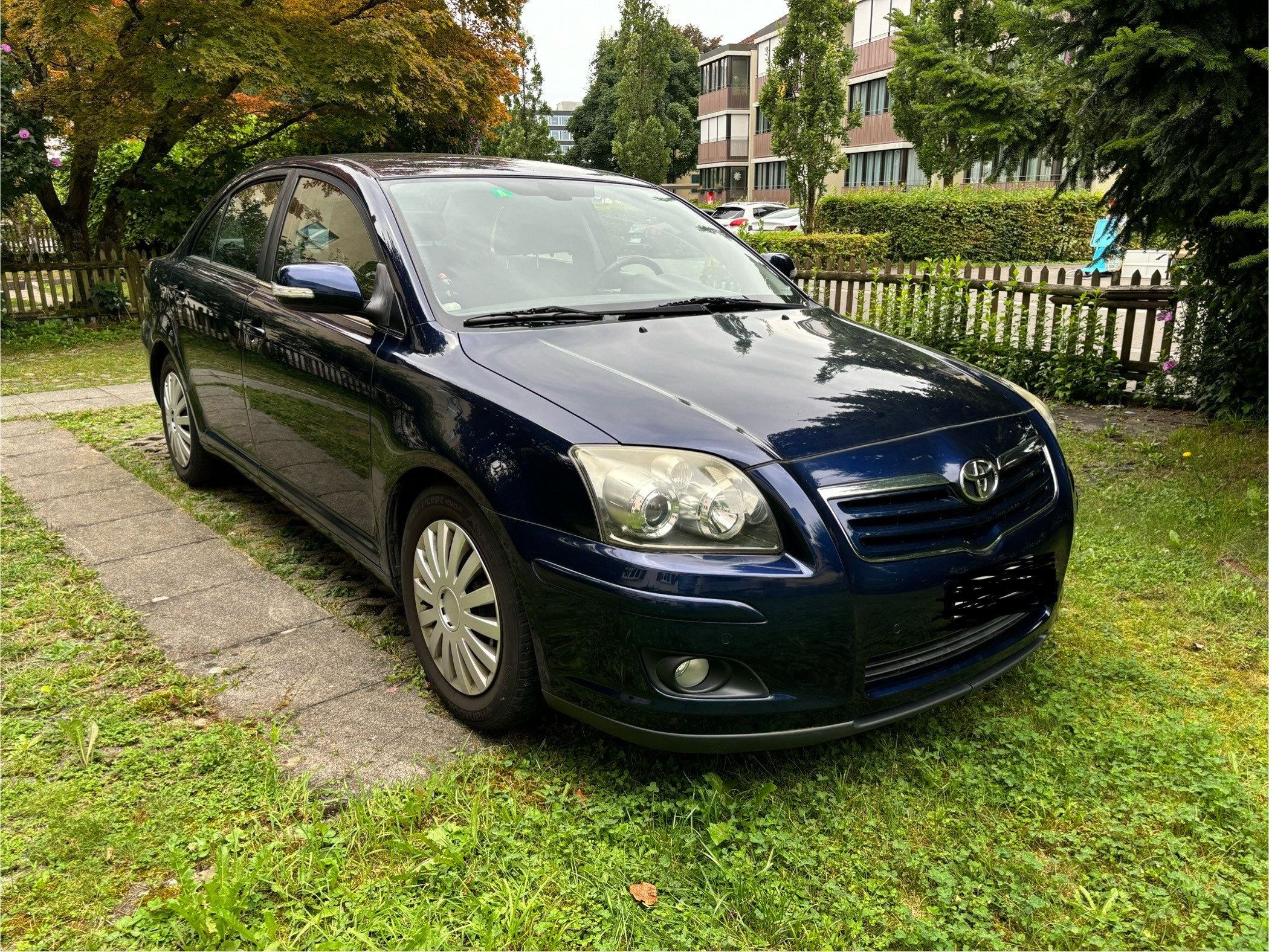 TOYOTA Avensis 2.0 D4 VVT-i Linea Sol Prem. T-Step4