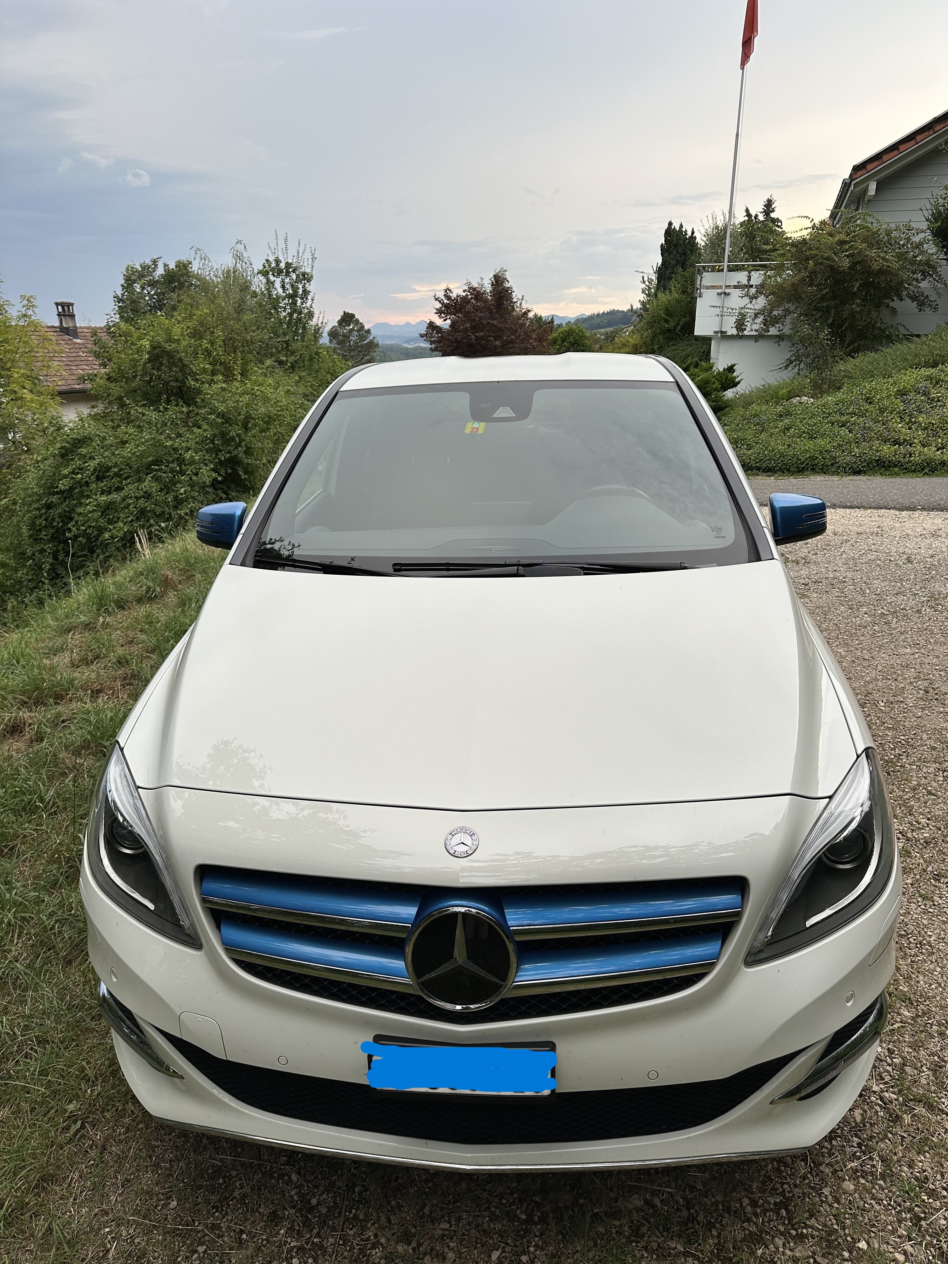 MERCEDES-BENZ B Electric Drive Style