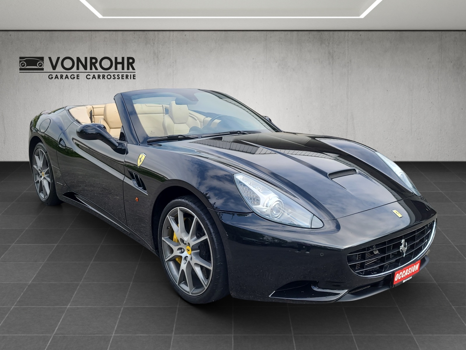 FERRARI California 4.3 V8