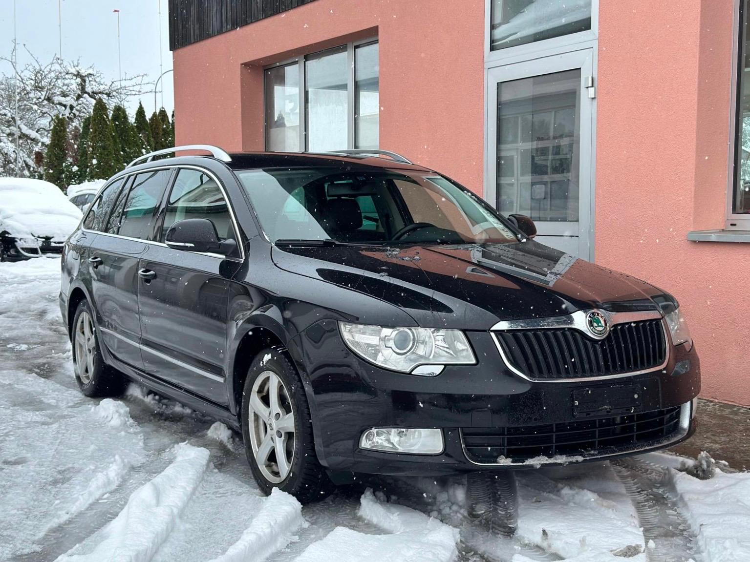 SKODA Superb Combi 2.0 TSI Elegance DSG