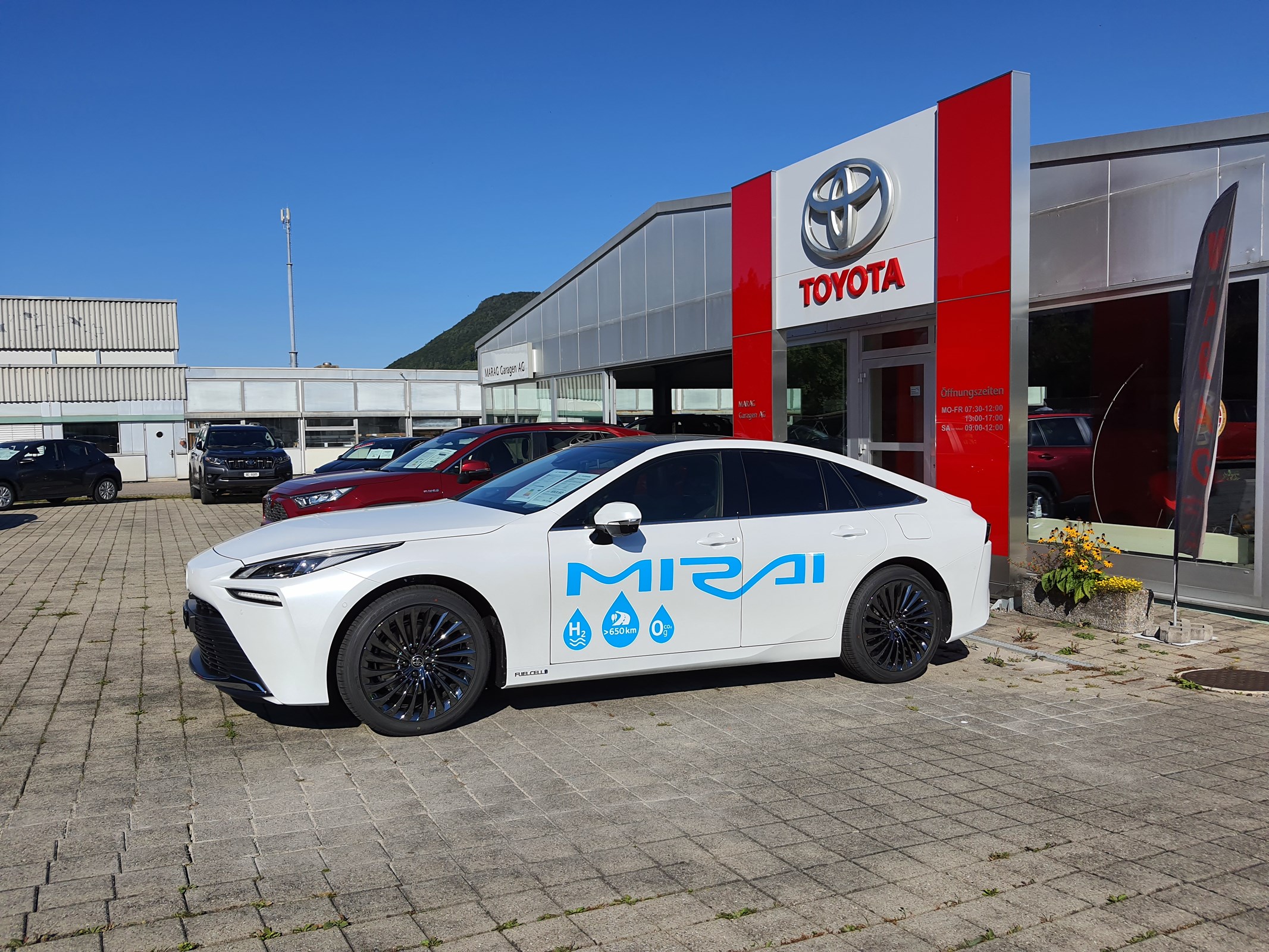 TOYOTA Mirai Fuel cell Platinum