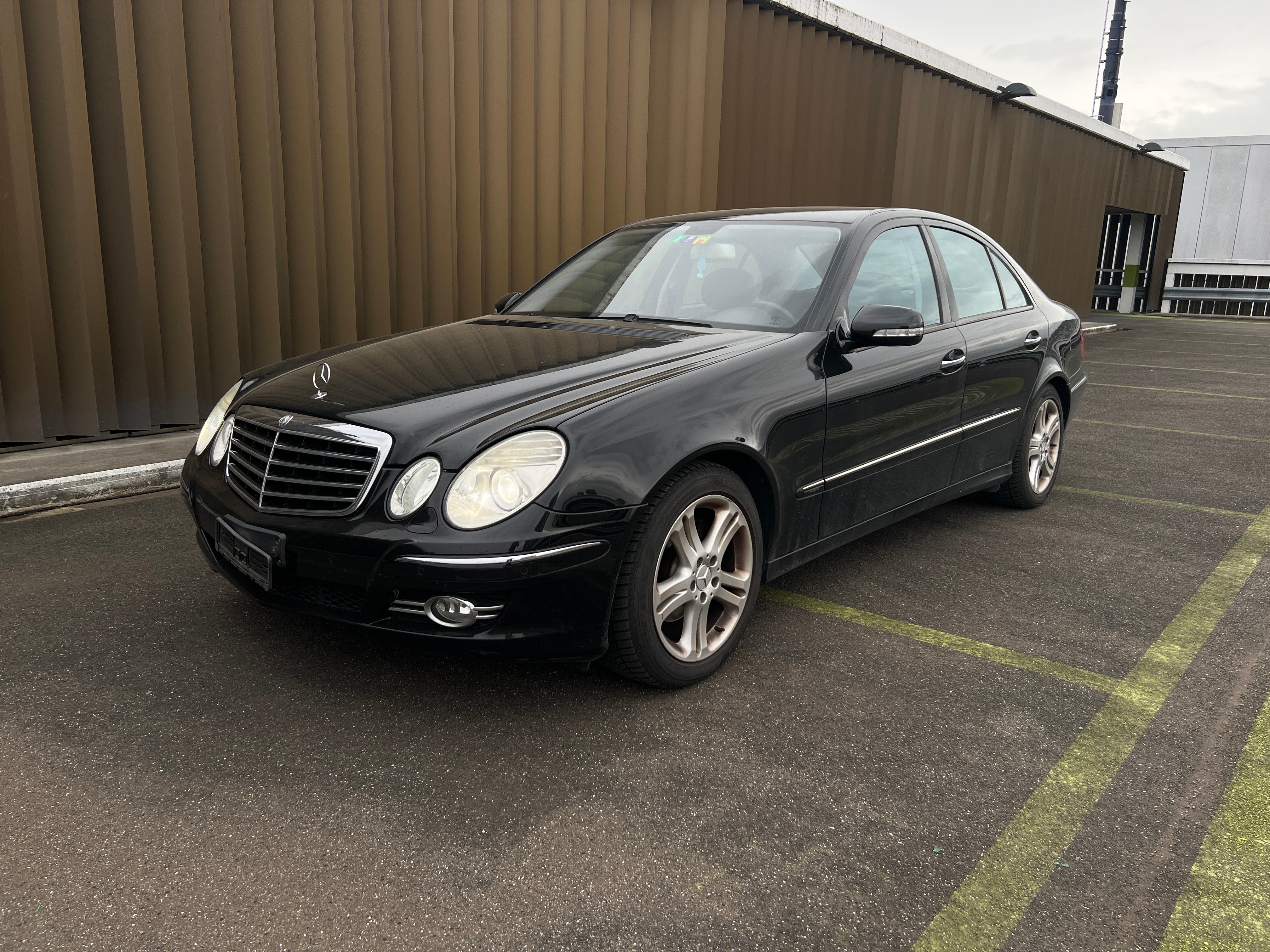 MERCEDES-BENZ E 220 CDI Avantgarde