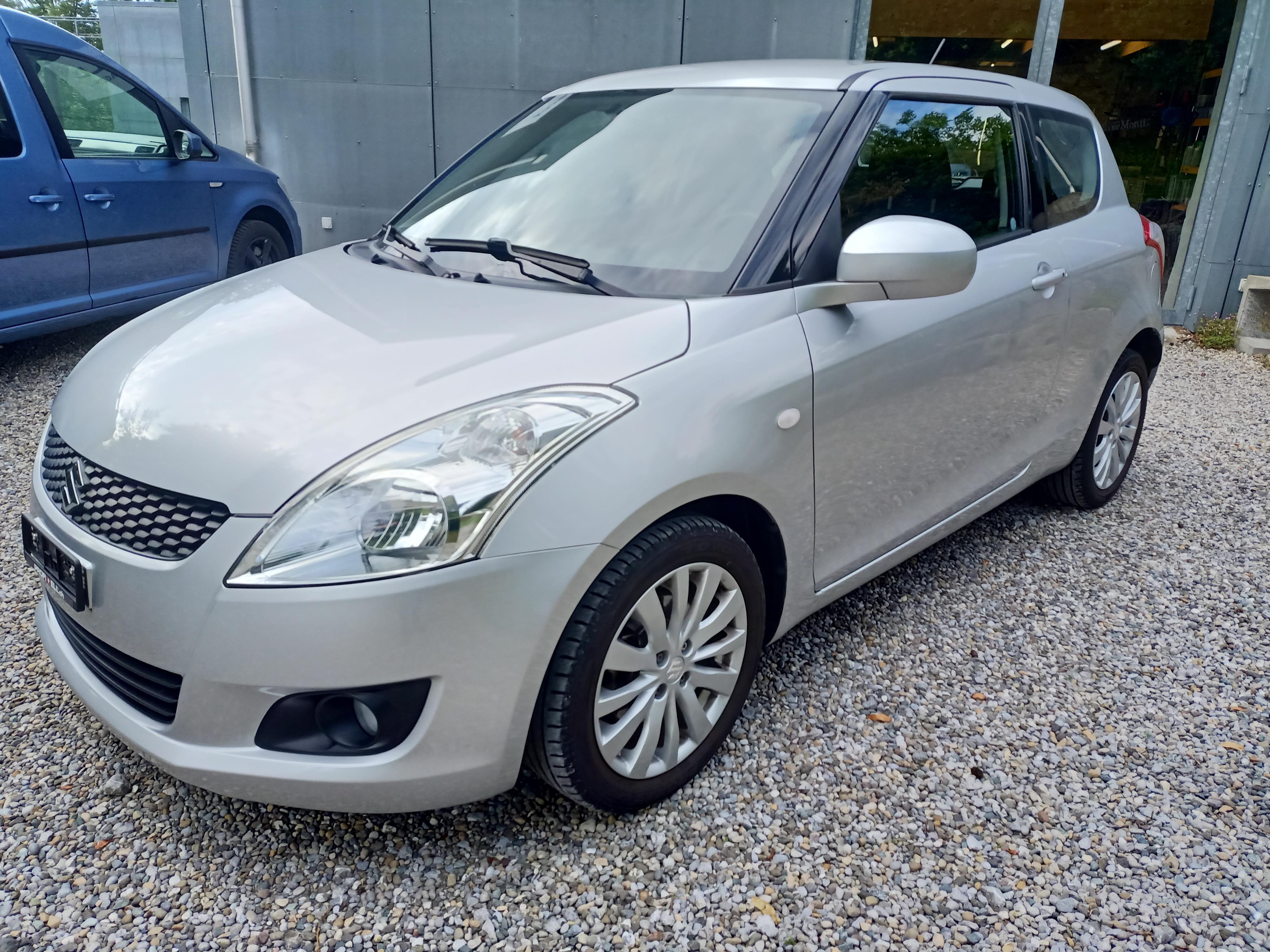 SUZUKI Swift 1.2i 16V GL Top