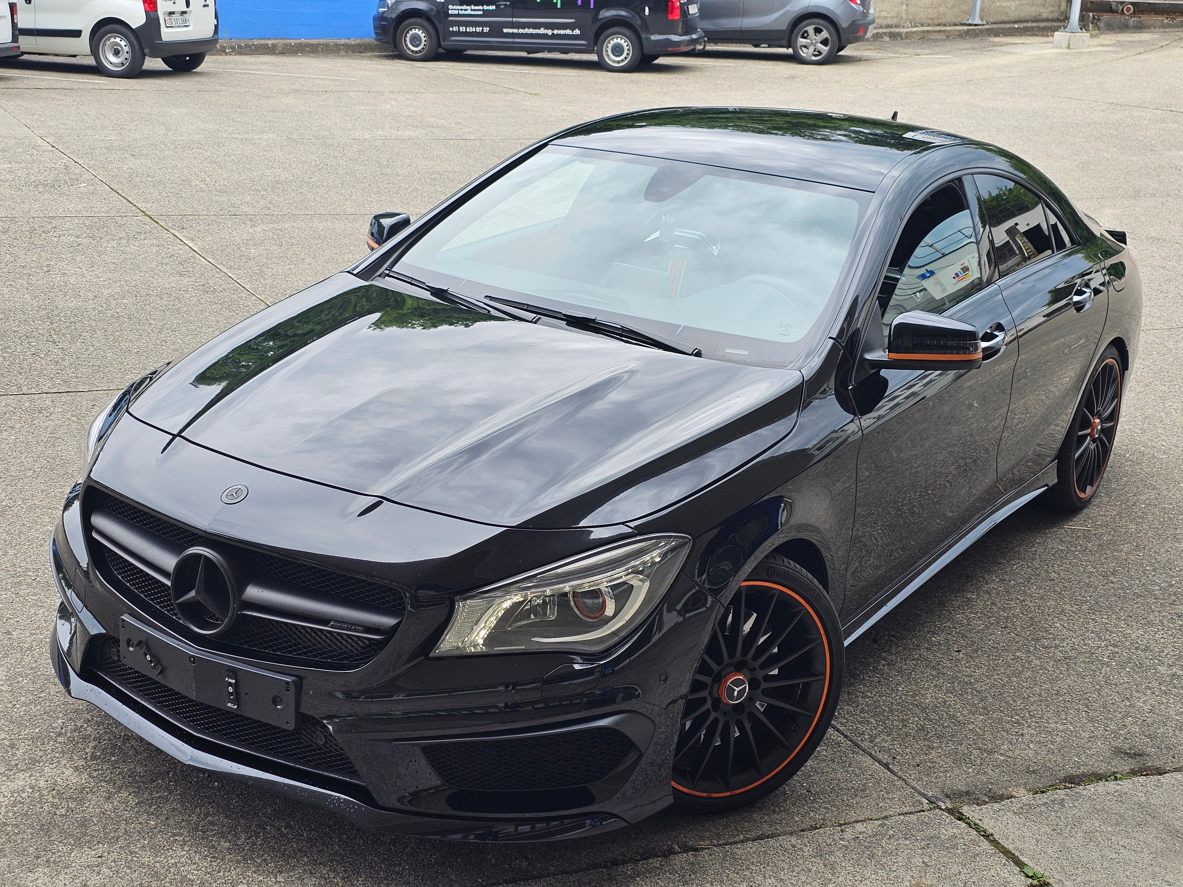 MERCEDES-BENZ CLA 45 AMG 4Matic Speedshift