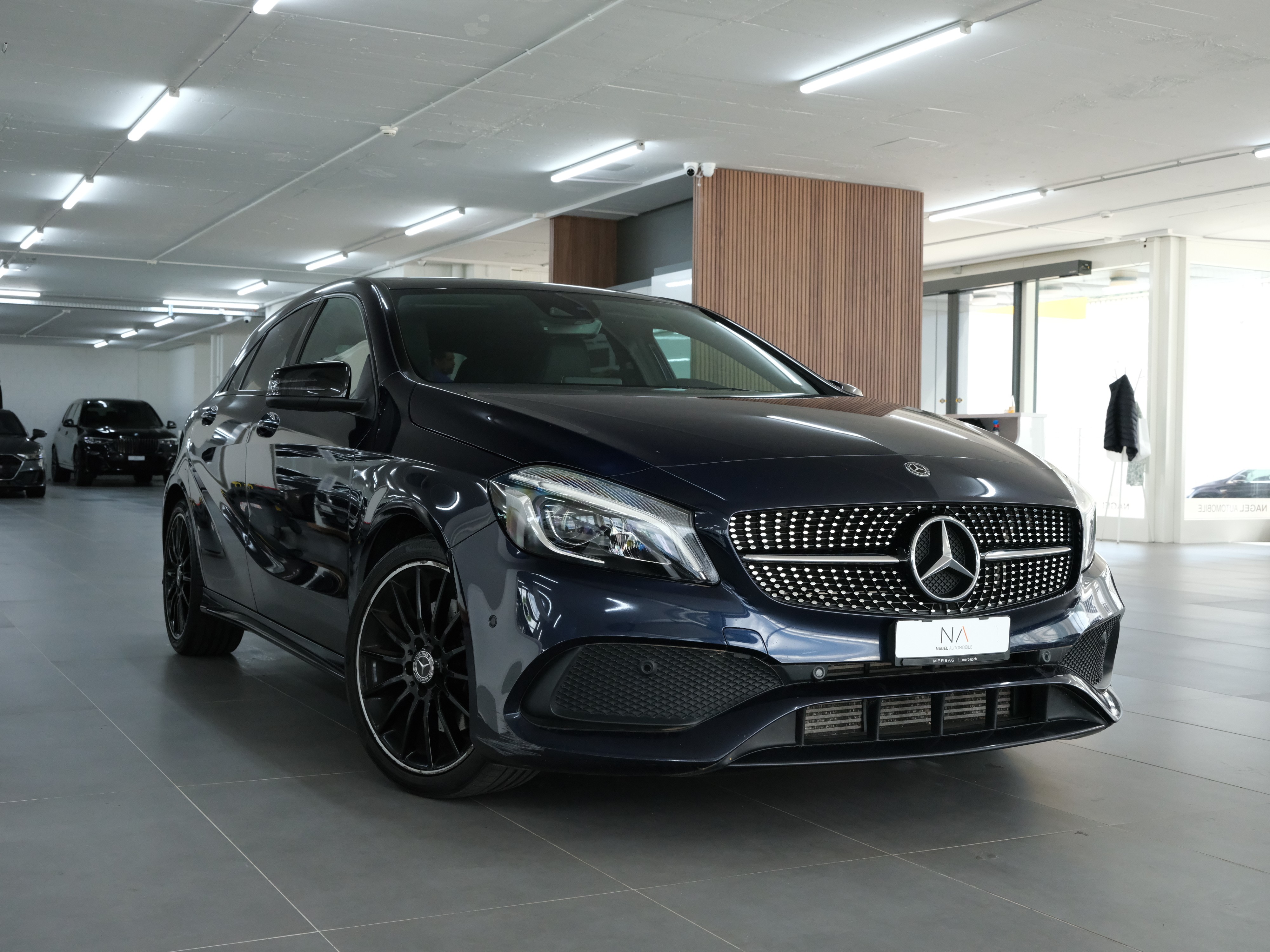 MERCEDES-BENZ A 250 AMG Line 4Matic 7G-DCT