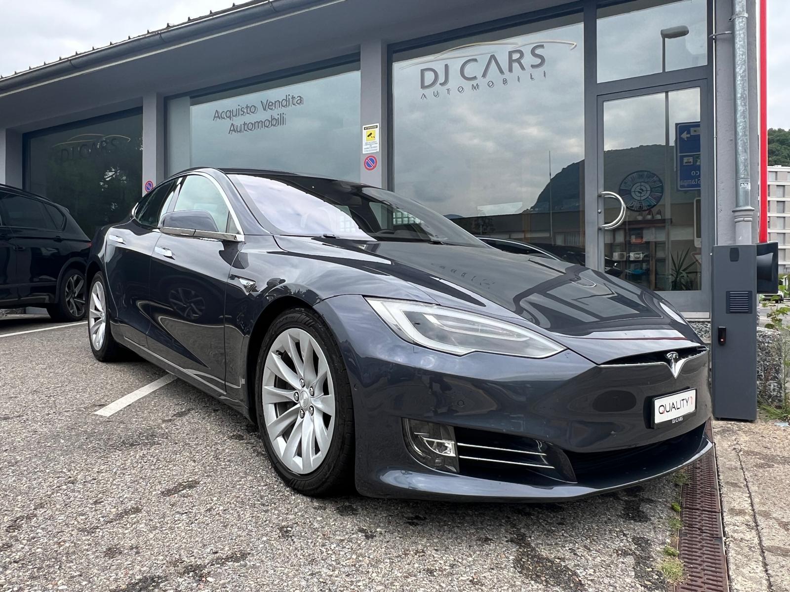 TESLA Model S 90 D