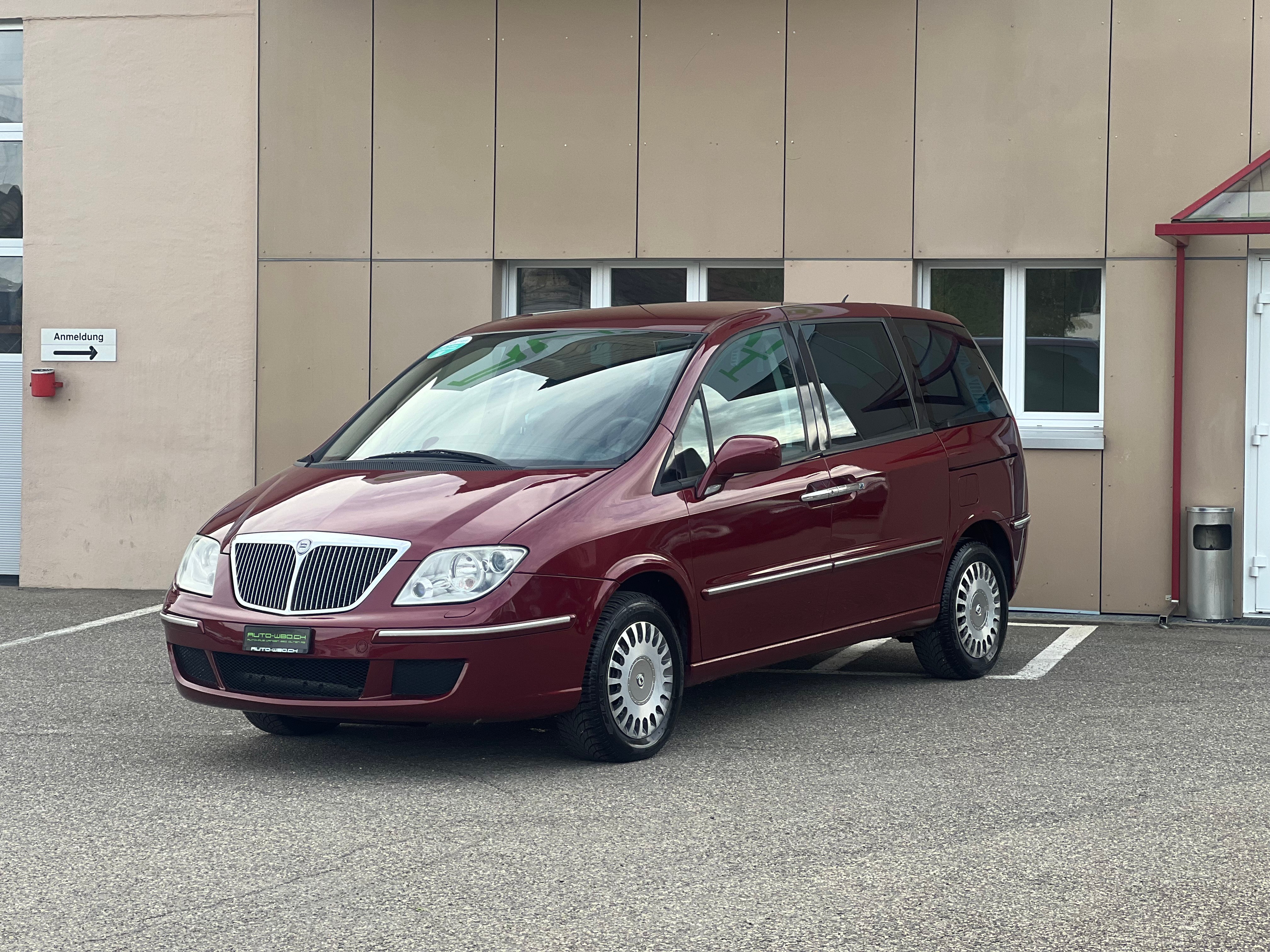 LANCIA Phedra 3.0 V6 24V Executive Automatic