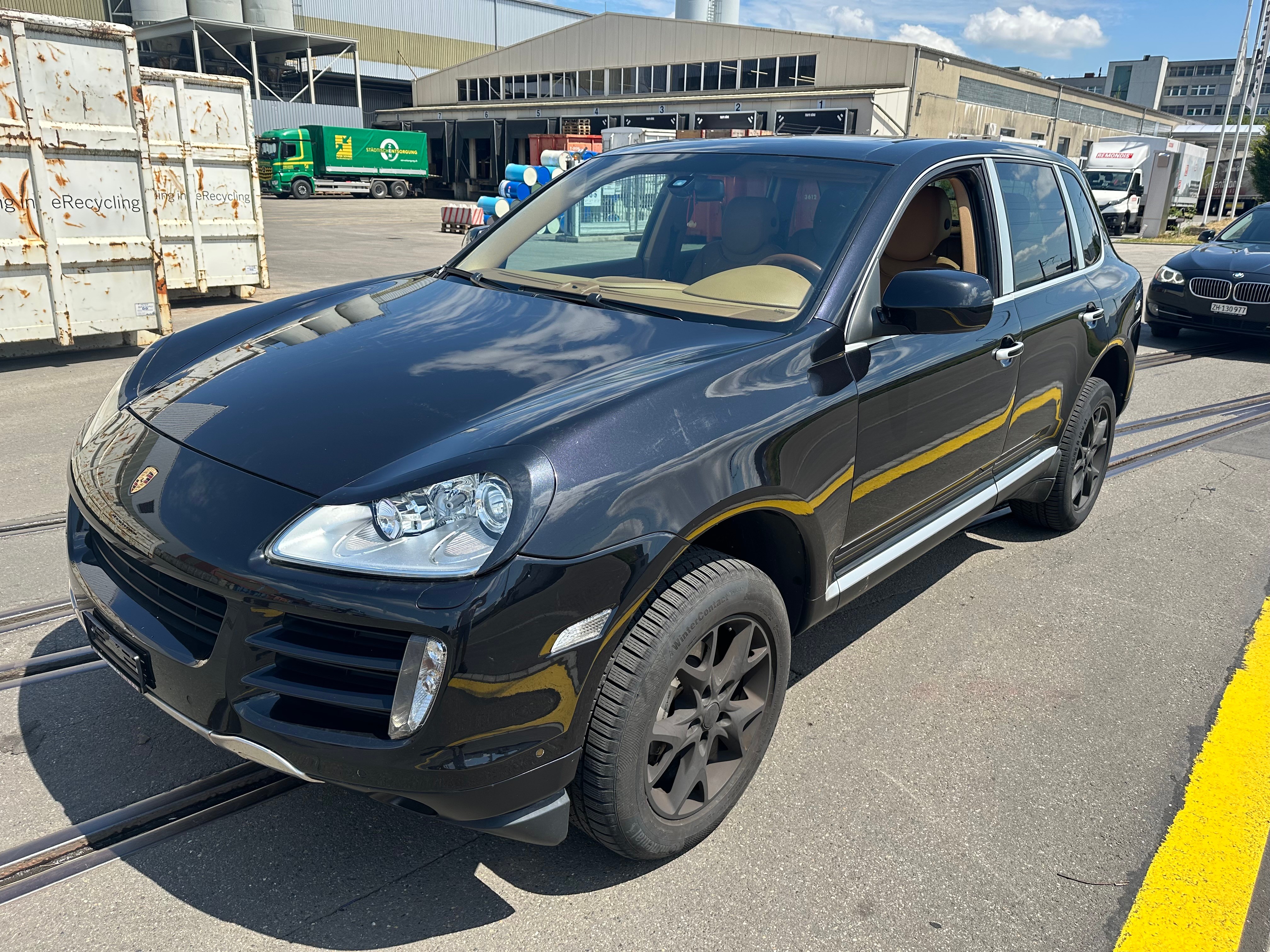 PORSCHE Cayenne S