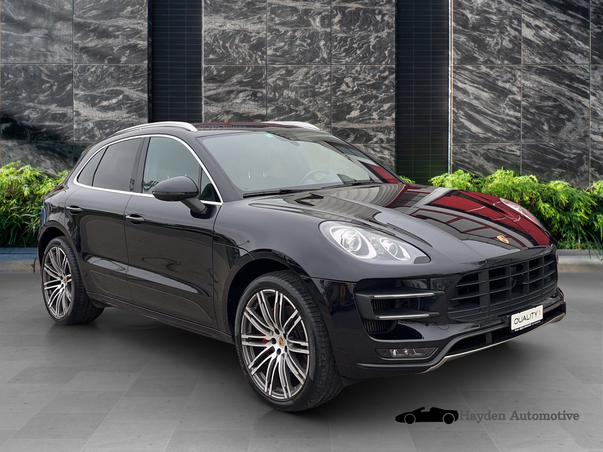 PORSCHE Macan Turbo PDK