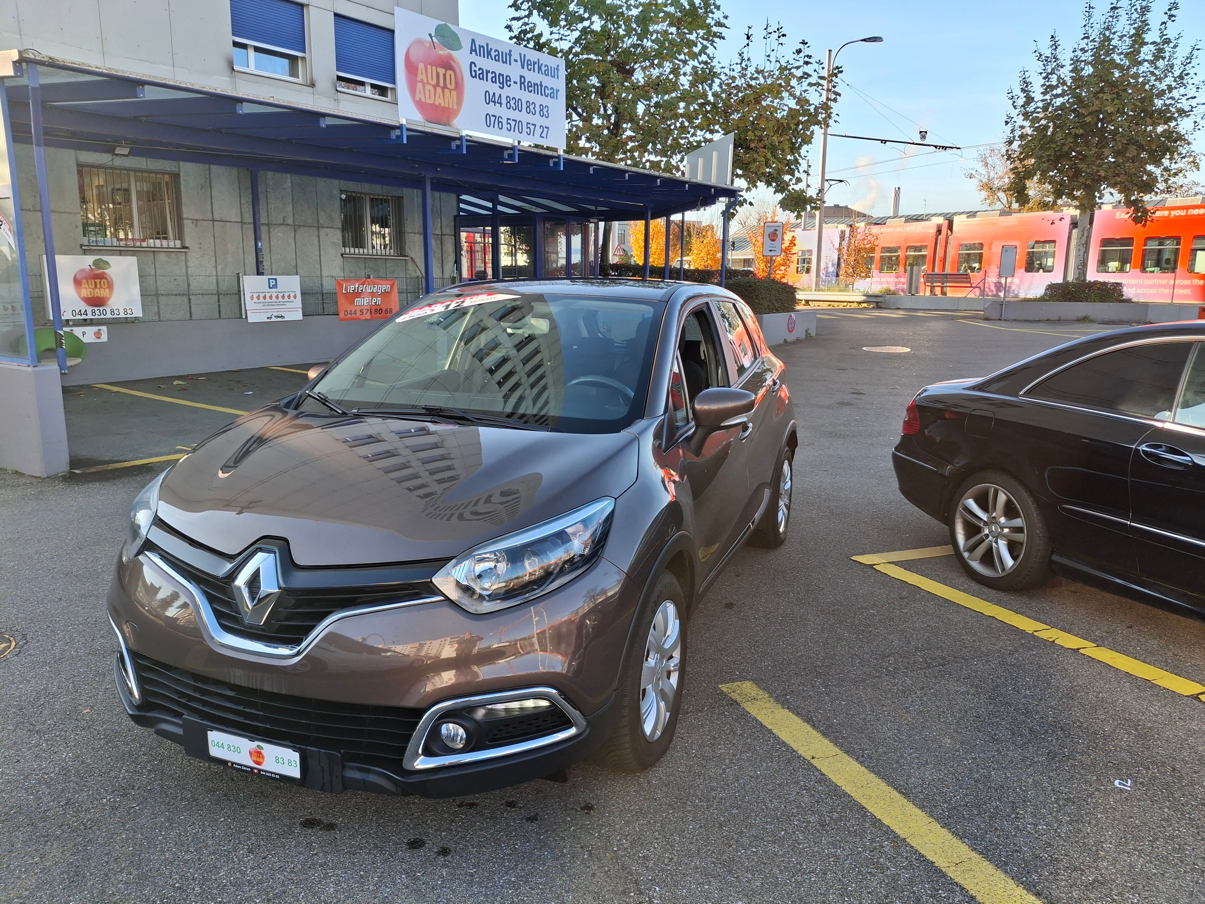 RENAULT Captur 1.2 T 16V Dynamique EDC