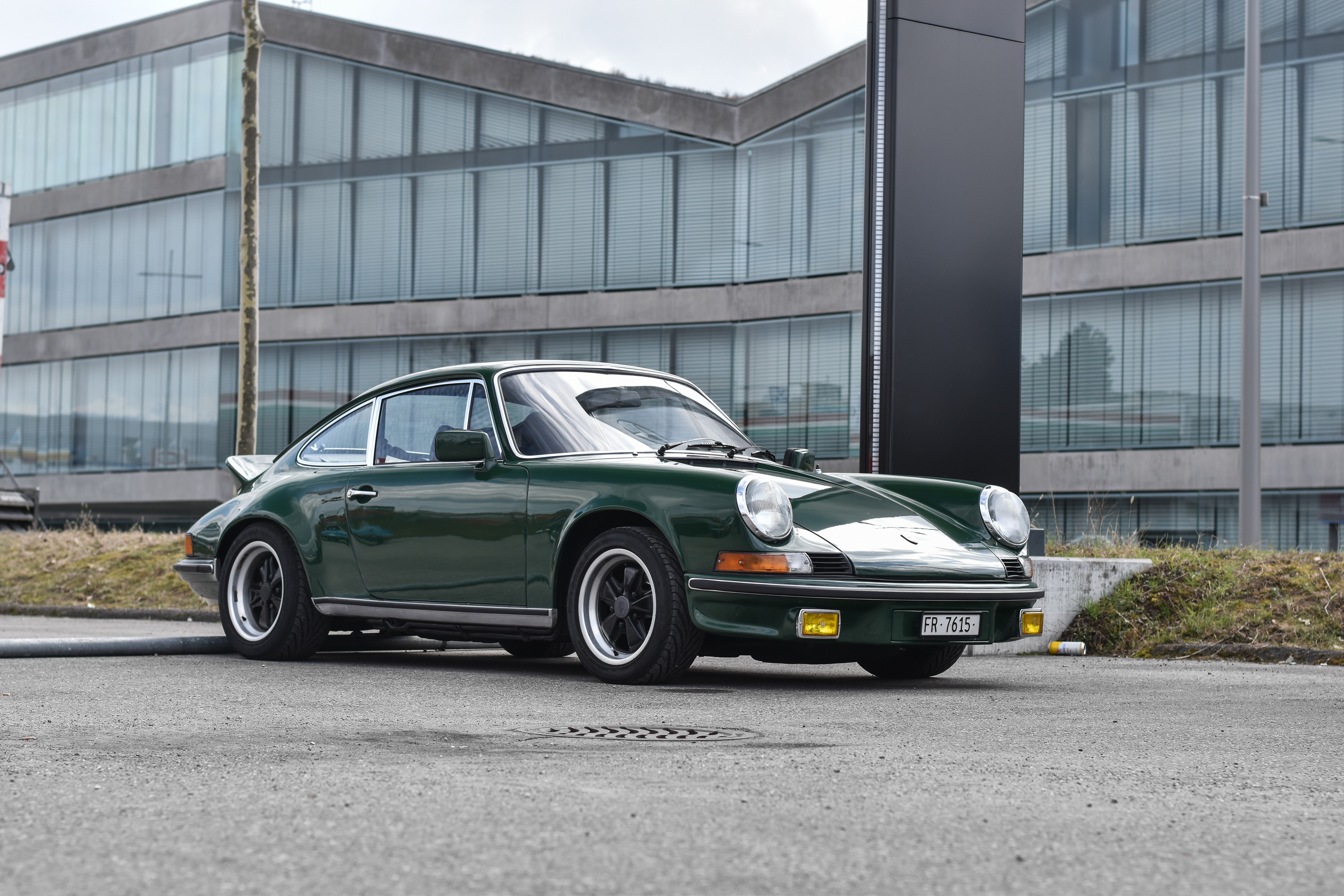 PORSCHE 911 CARRERA RS 2.7