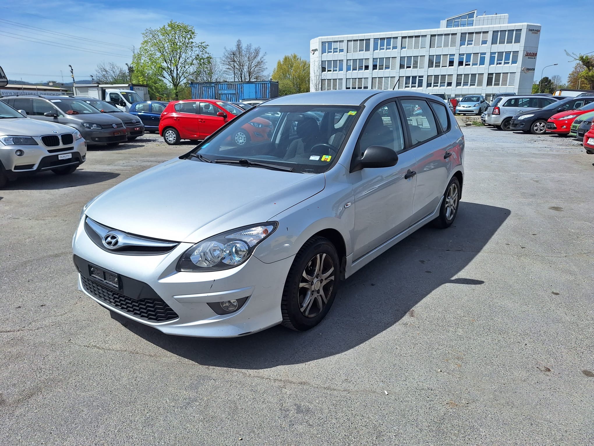 HYUNDAI i30