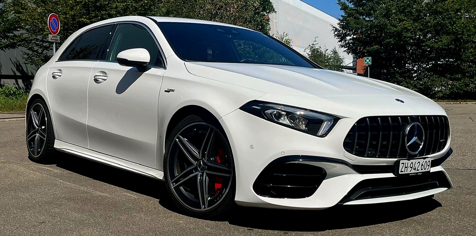 MERCEDES-BENZ A 45 S AMG 4Matic+ Speedshift / MFK / TOP