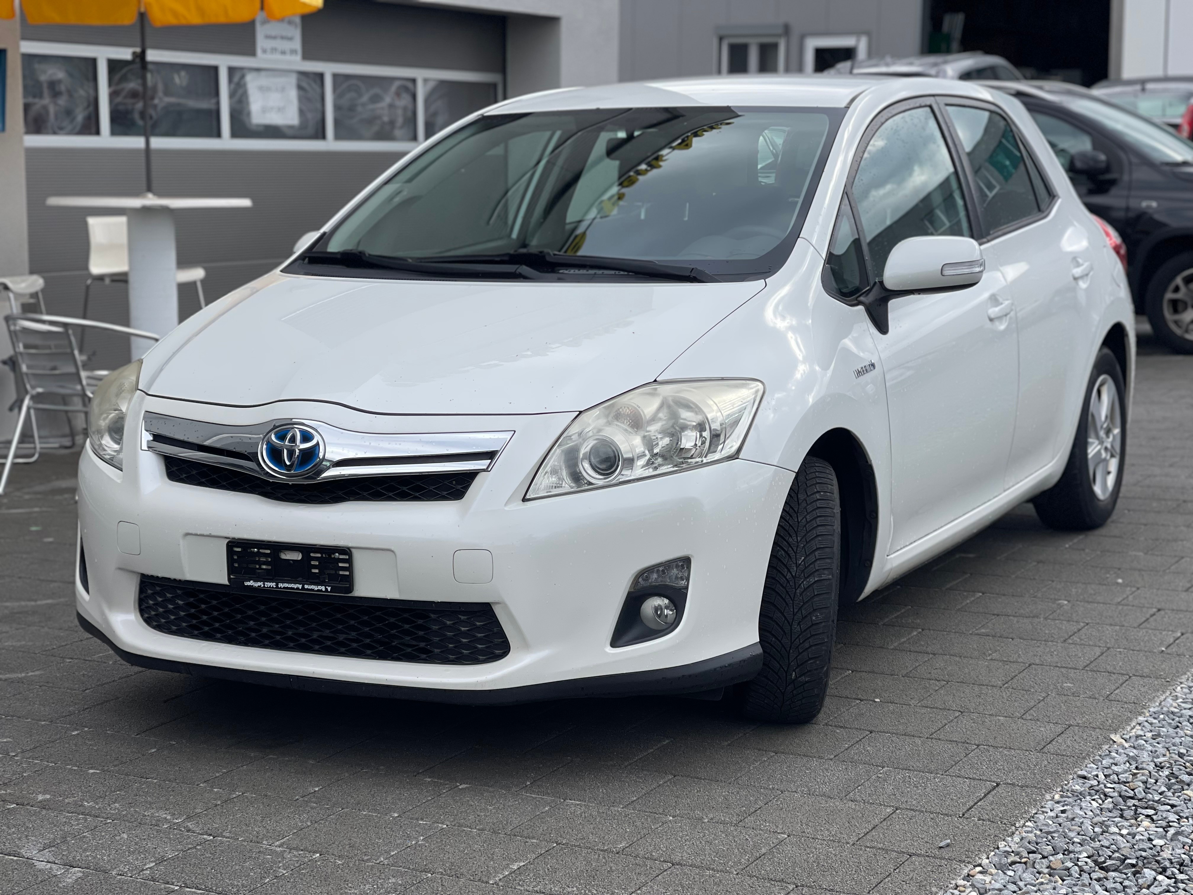 TOYOTA Auris 1.8 16V HSD Linea Luna