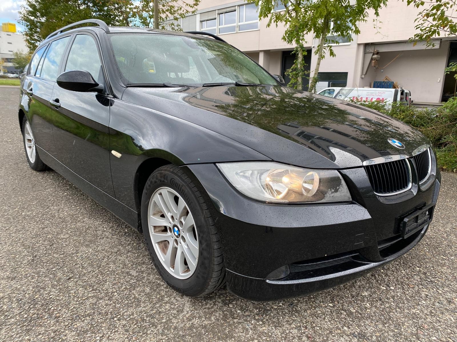 BMW 320i Touring Access Steptronic Frisch MFK 10.10.2024