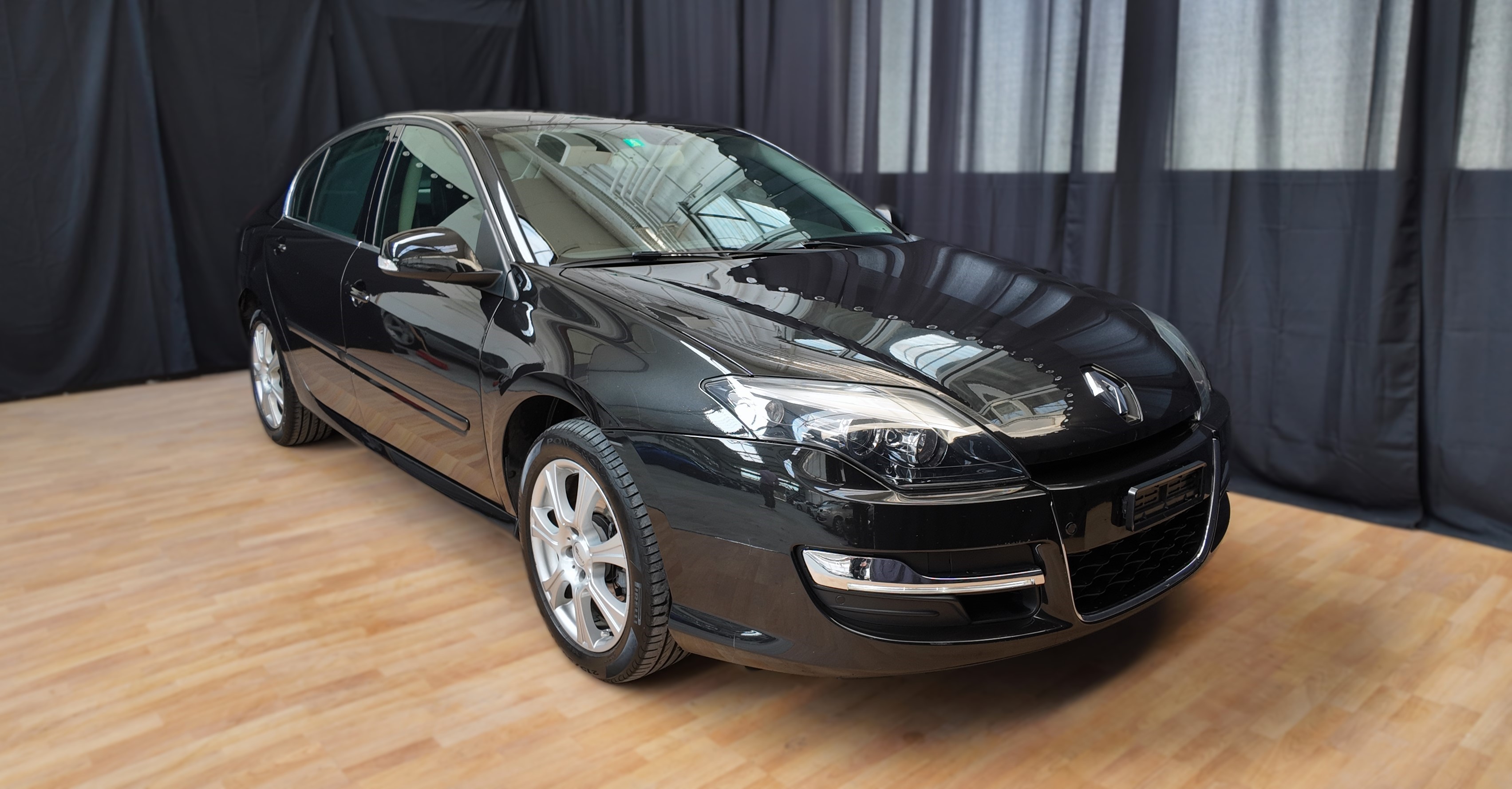 RENAULT Laguna 2.0 dCi Bose