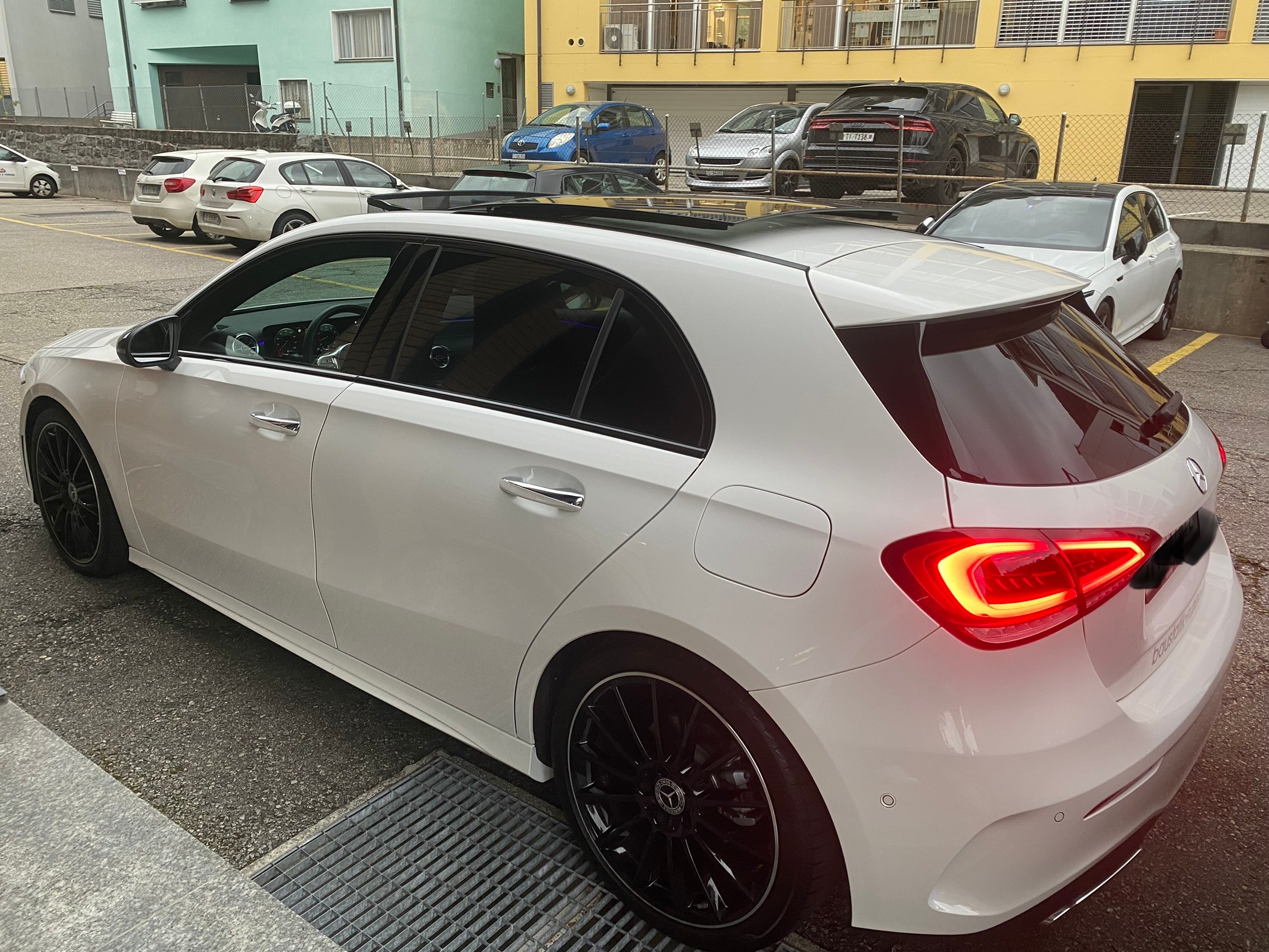 MERCEDES-BENZ A 180 Night Star AMG Line 7G-DCT