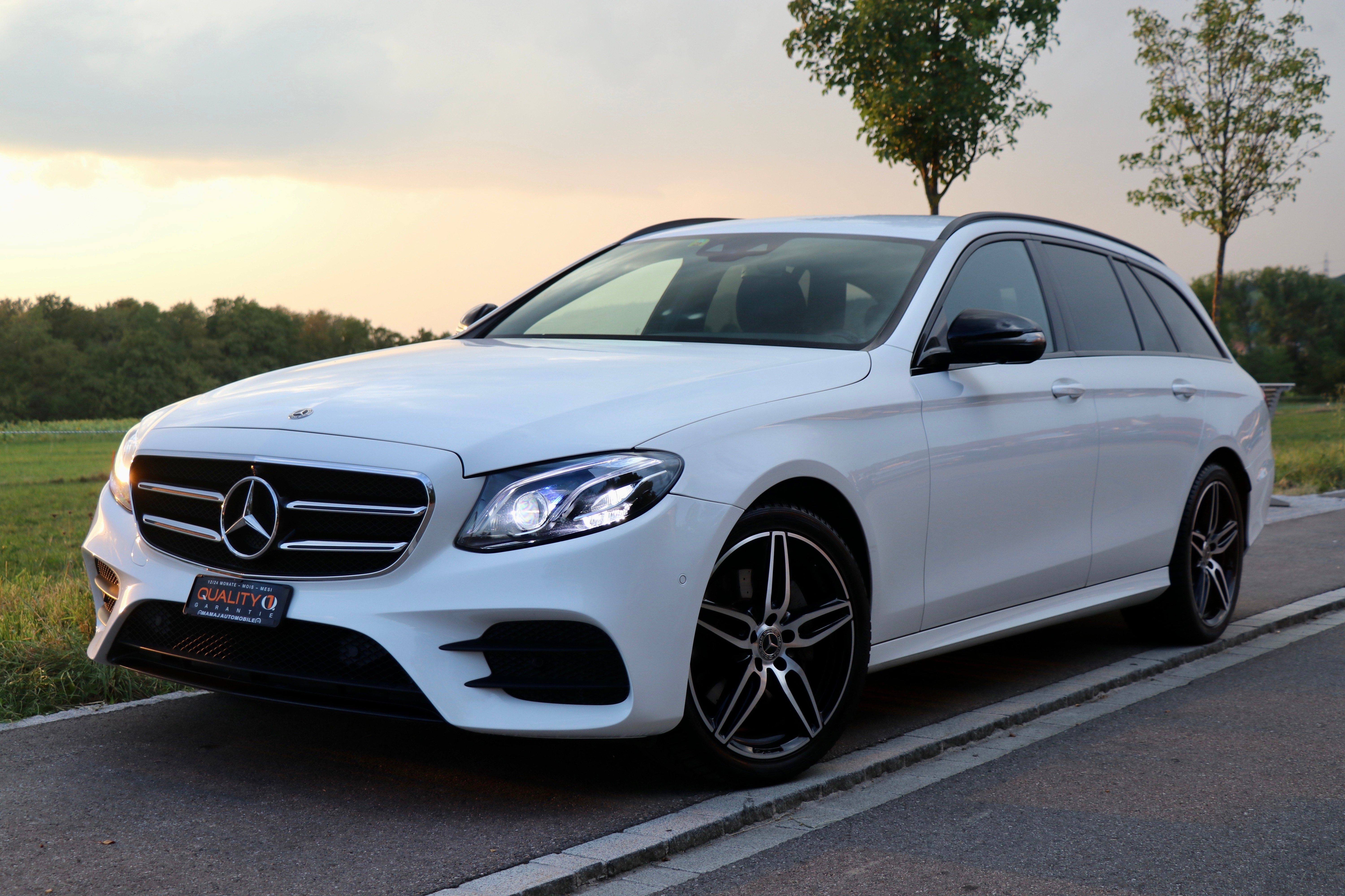 MERCEDES-BENZ E 220 d AMG Line 9G-Tronic