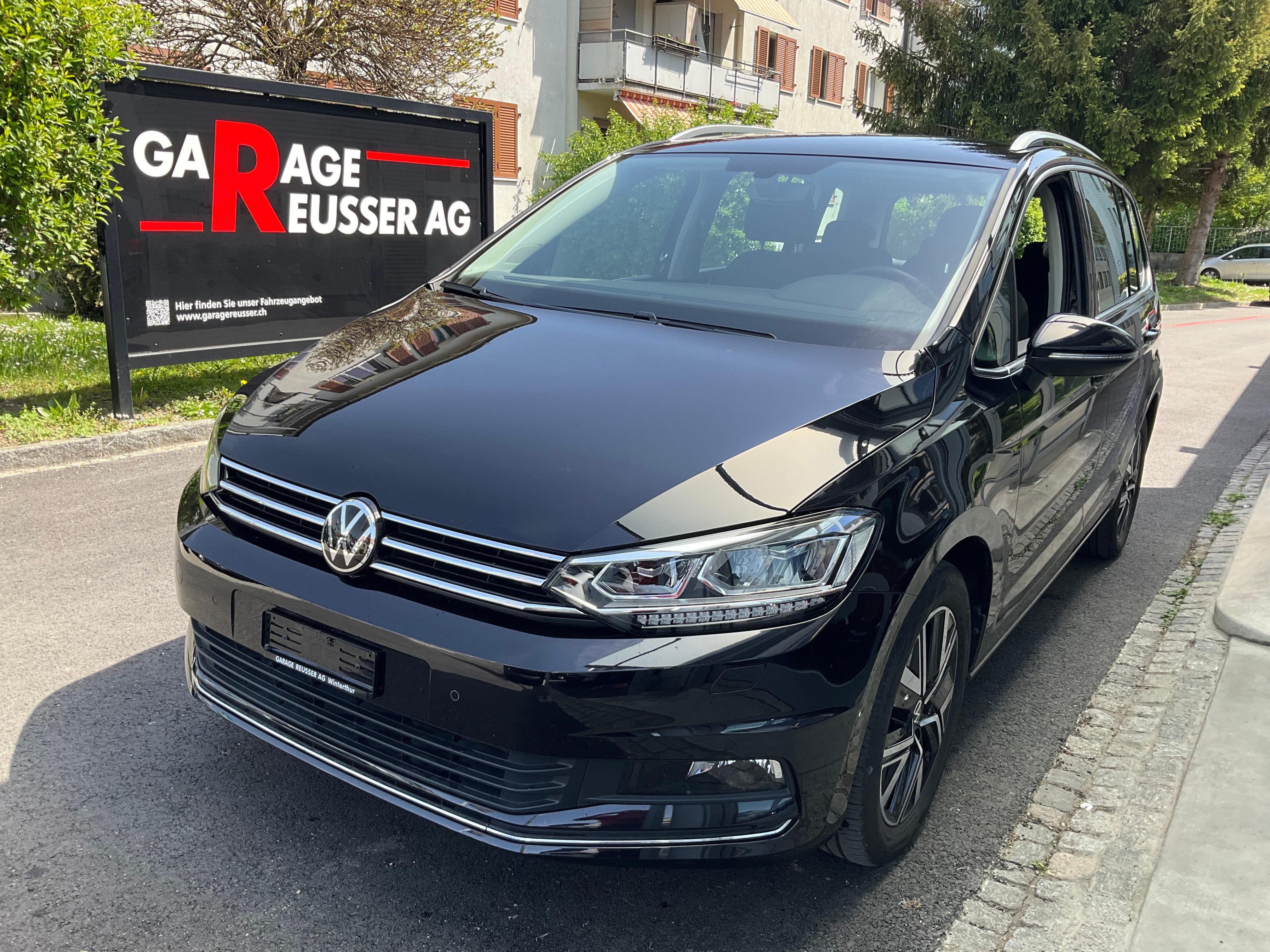 VW TOURAN 1.5 TSI Highline DSG *** ANHÄNGERKUPPLUNG ***