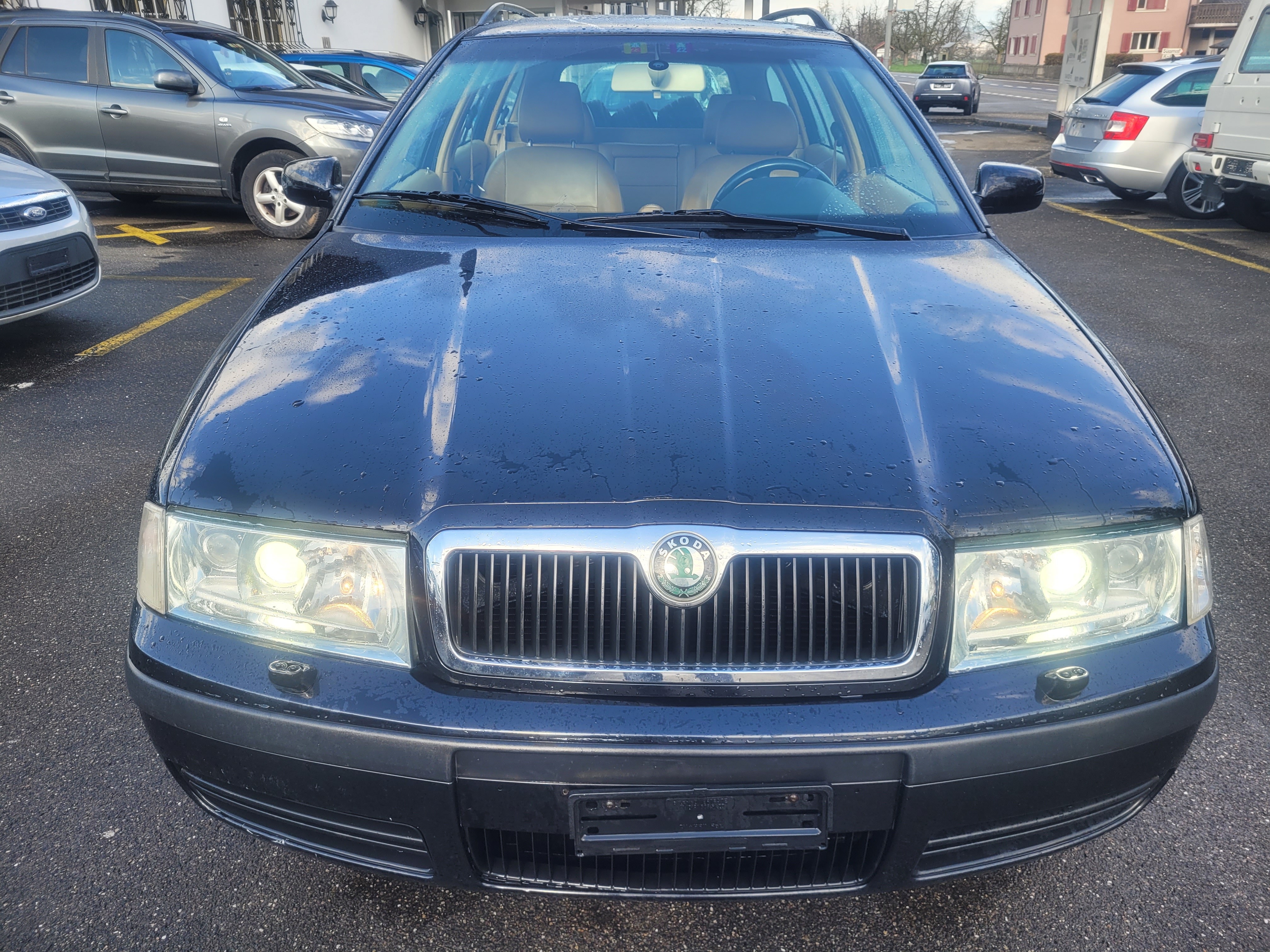 SKODA Octavia 1.8 Turbo Laurin & Klement 4x4