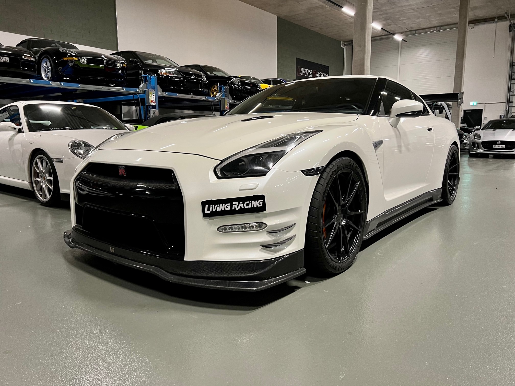 NISSAN GT-R 3.8 V6 Biturbo Black Edition