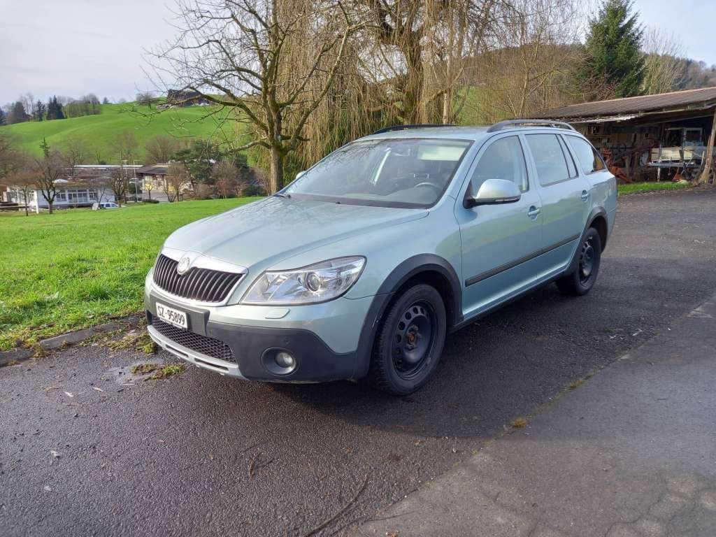 SKODA OCTAVIA Scout