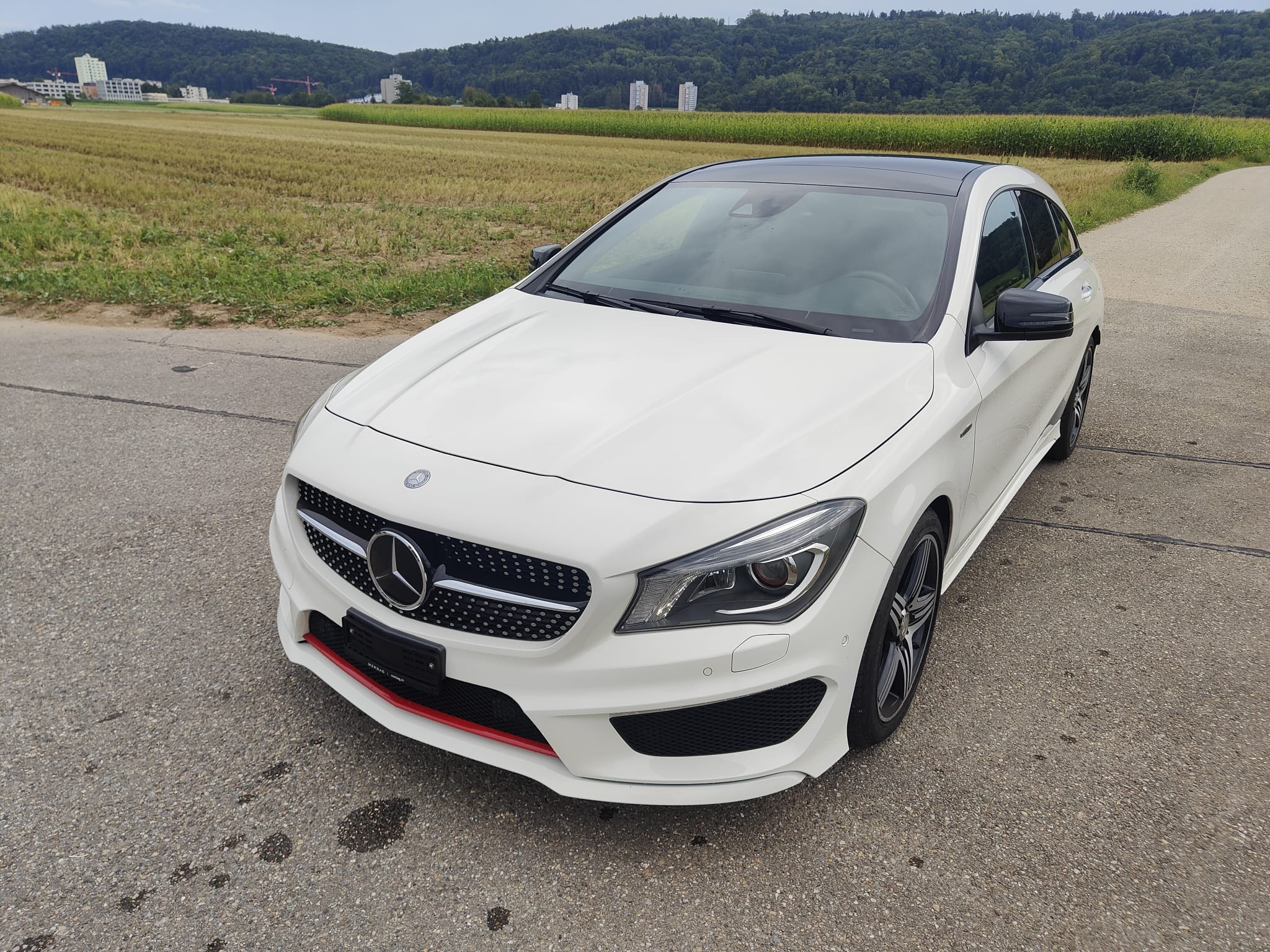 MERCEDES-BENZ CLA Shooting Brake 250 Sport 7G-DCT 4Matic