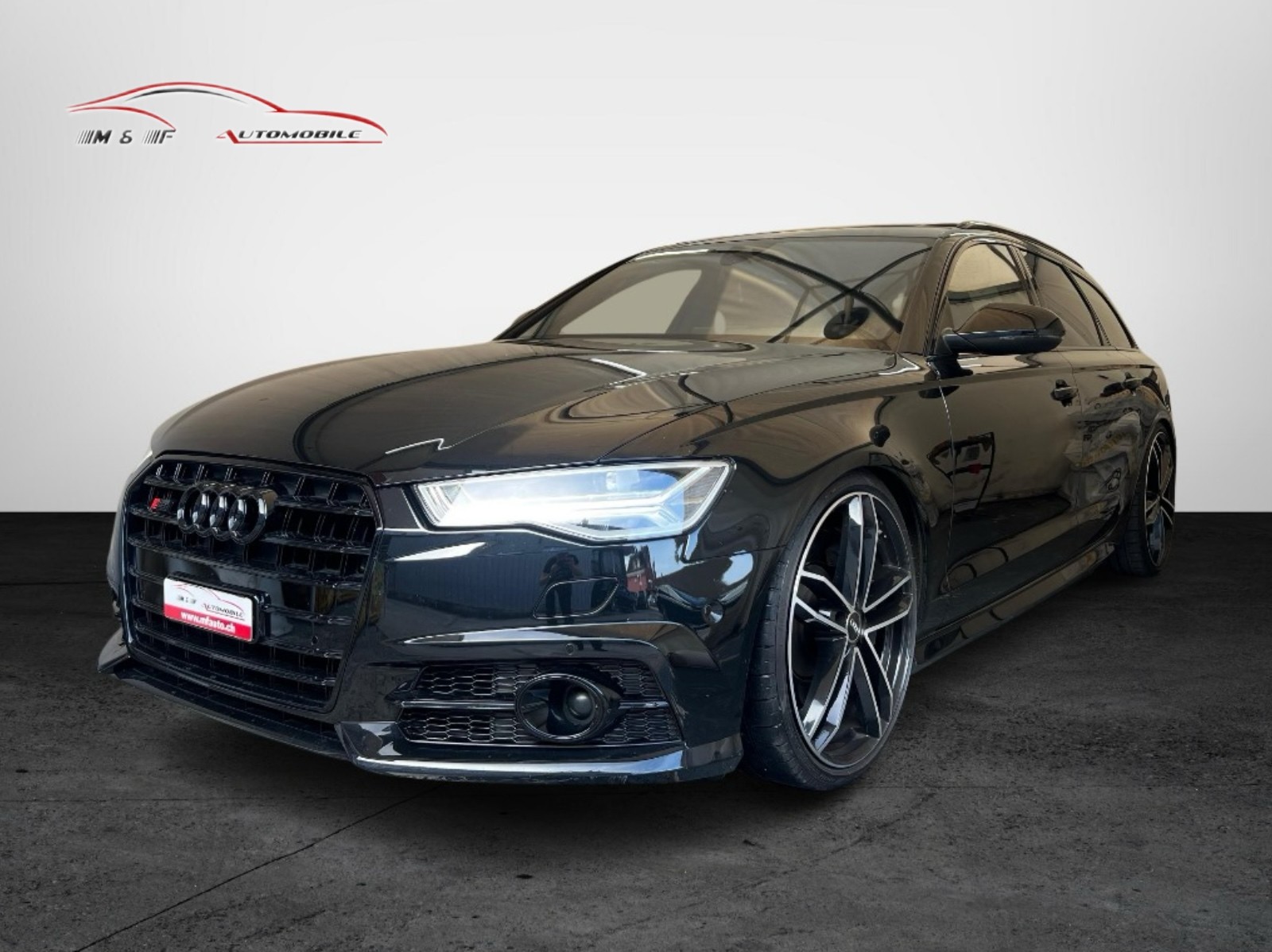 AUDI S6 Avant 4.0 V8 TFSI quattro S-Tronic RS6 UMBAU