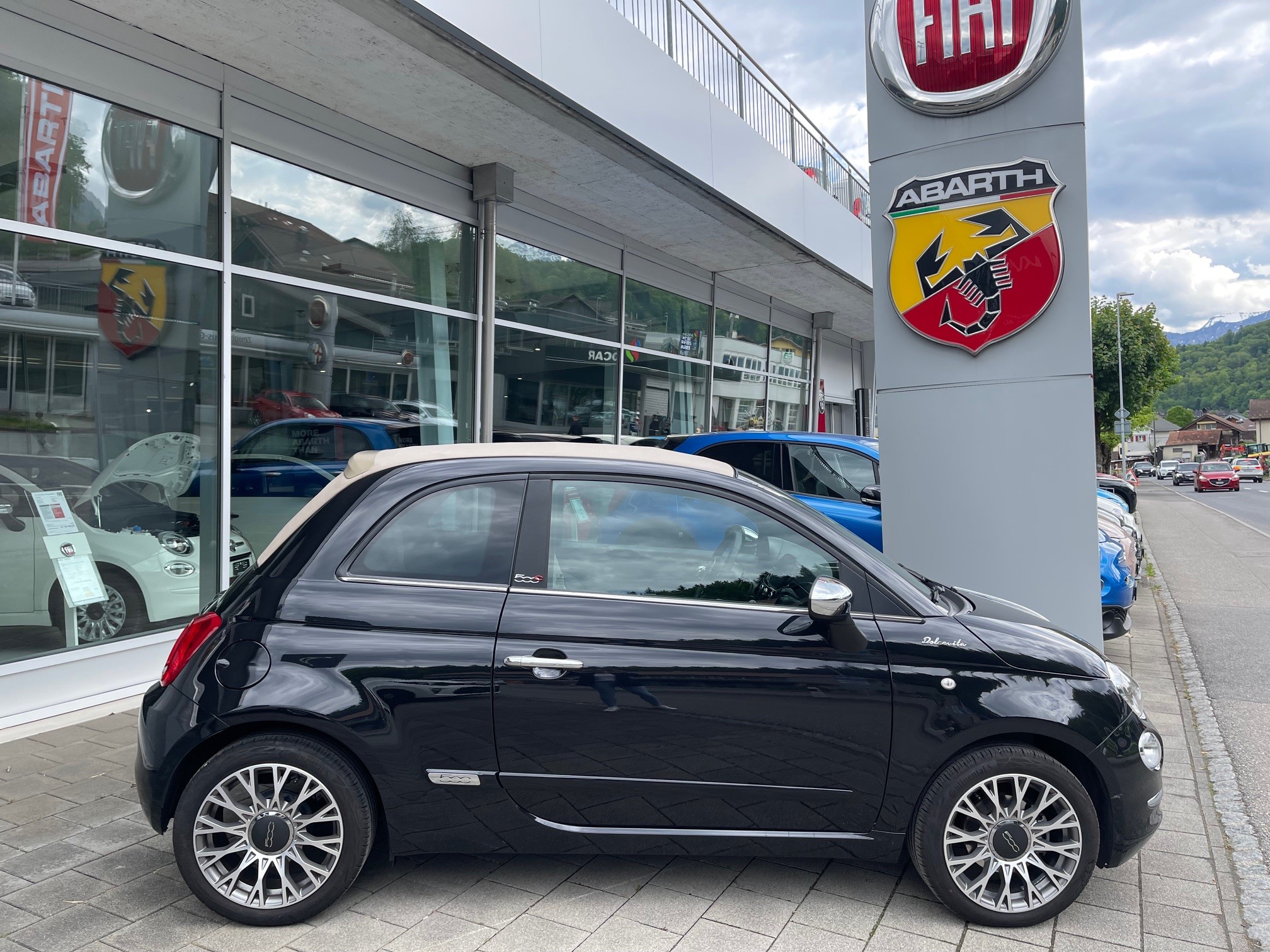 FIAT 500C 1.0 N3 MildHybrid Dolcevita