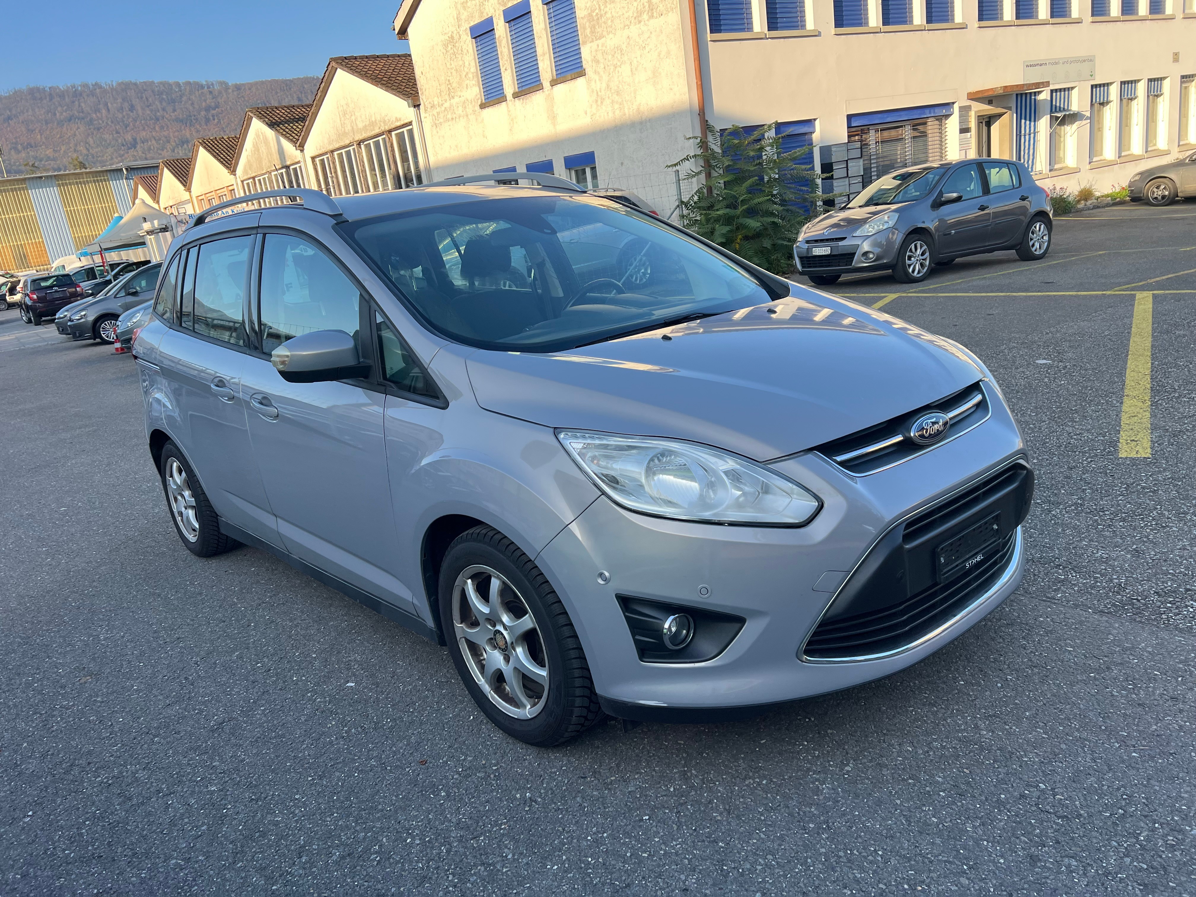 FORD Grand C-Max 1.0 SCTi Titanium