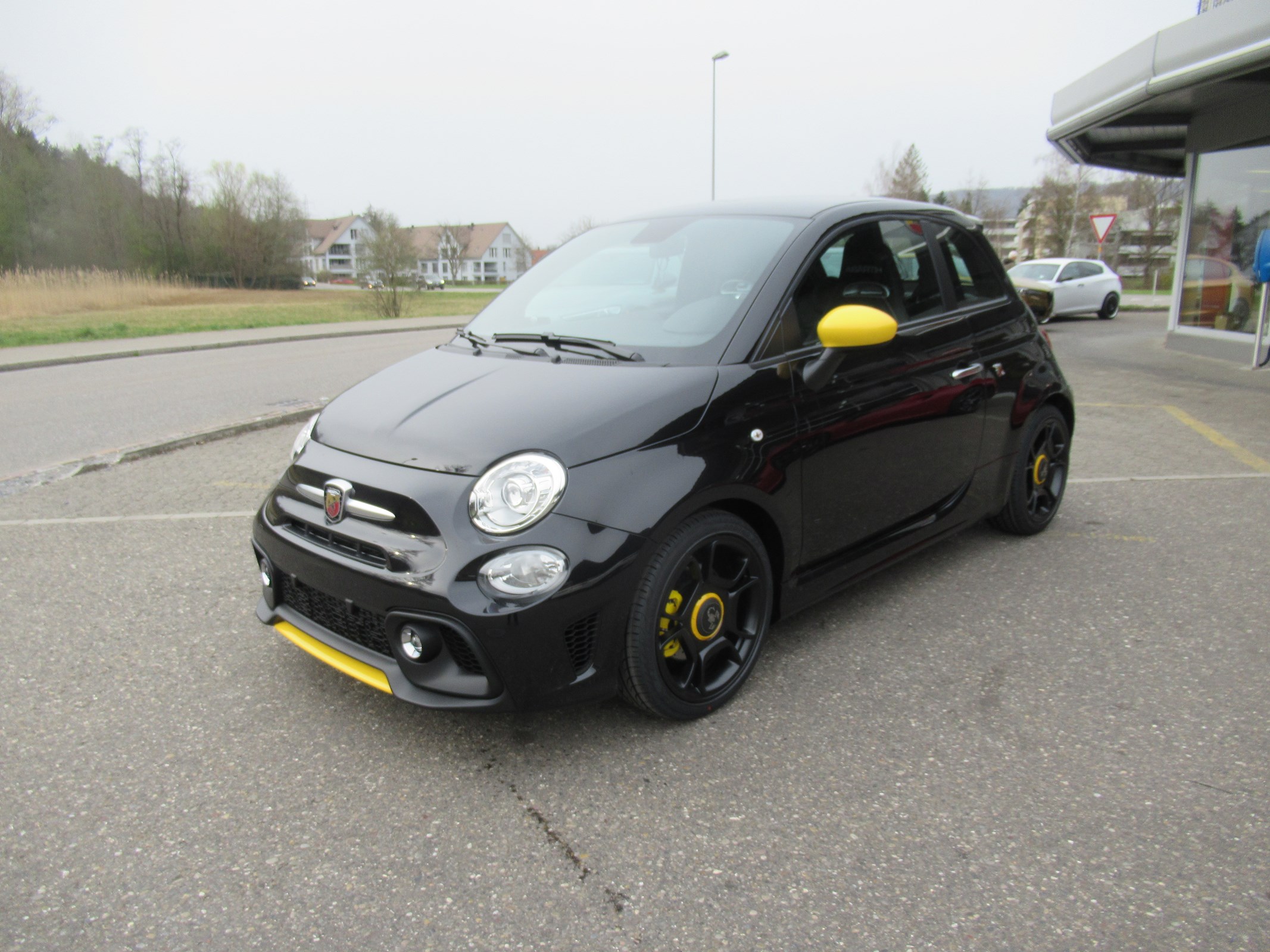 FIAT 595 1.4 16V Turbo Abarth Pista Dualogic