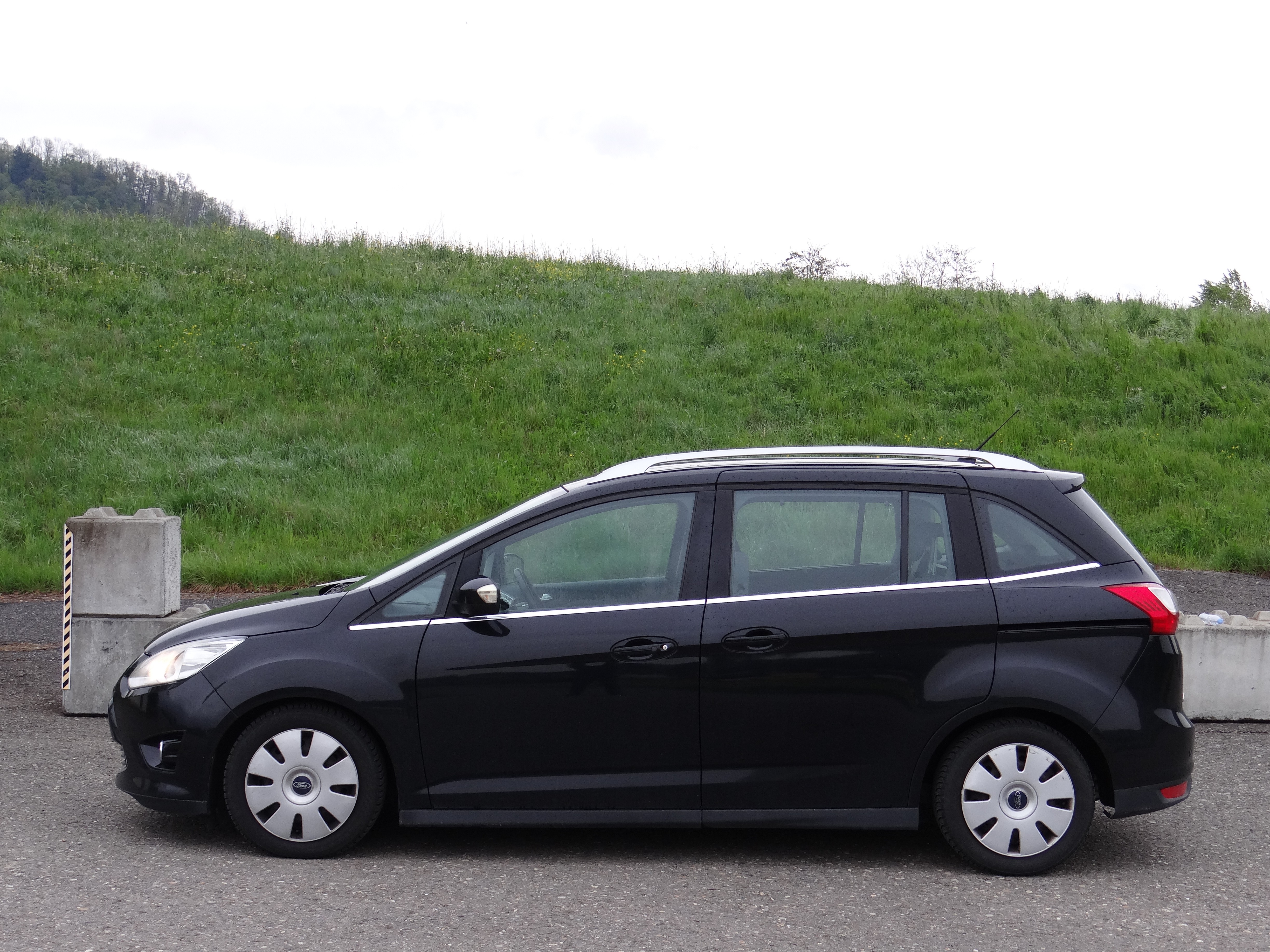 FORD Grand C-Max 1.6 SCTi Titanium