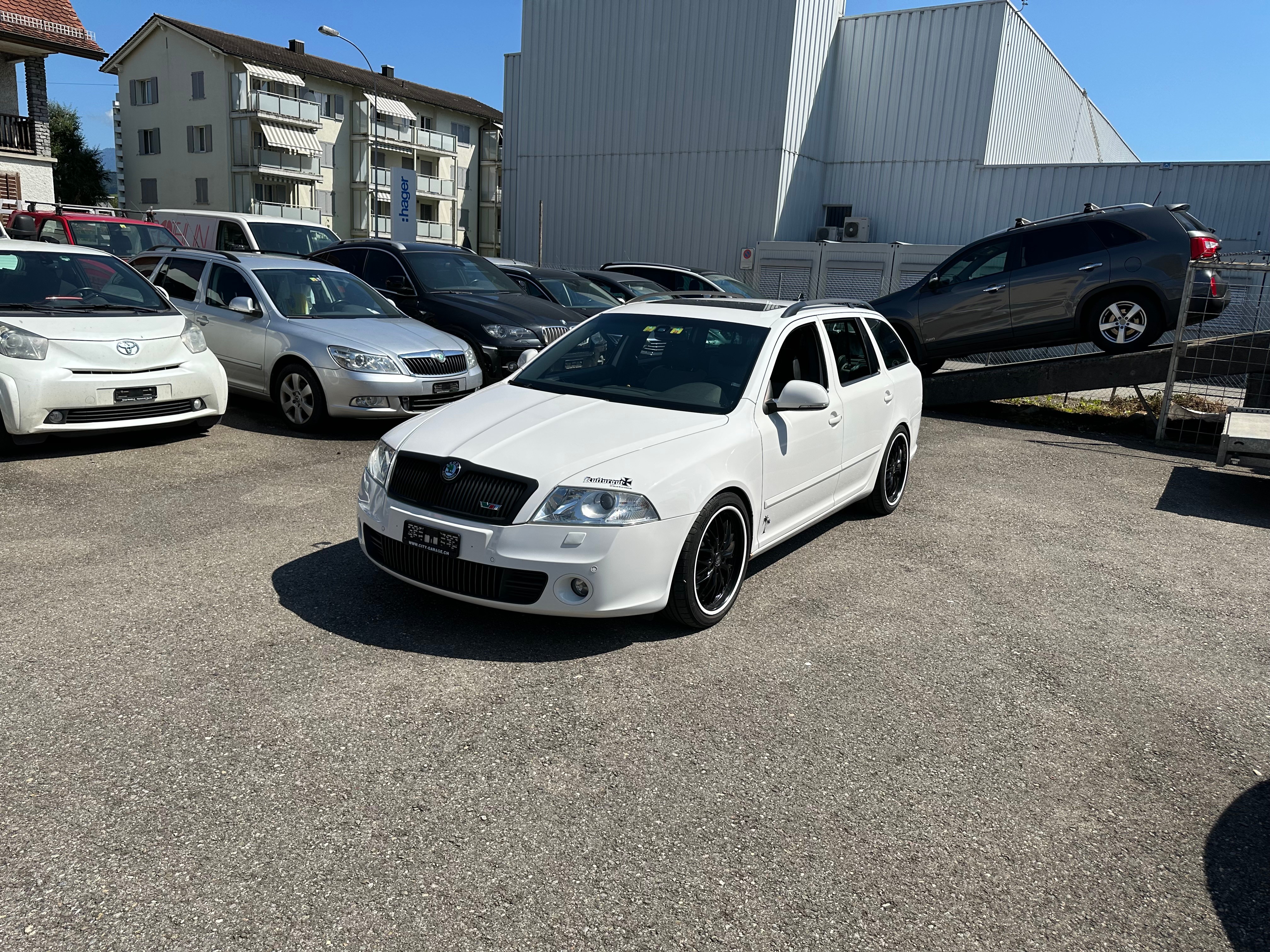 SKODA Octavia 2.0 TFSI RS DSG