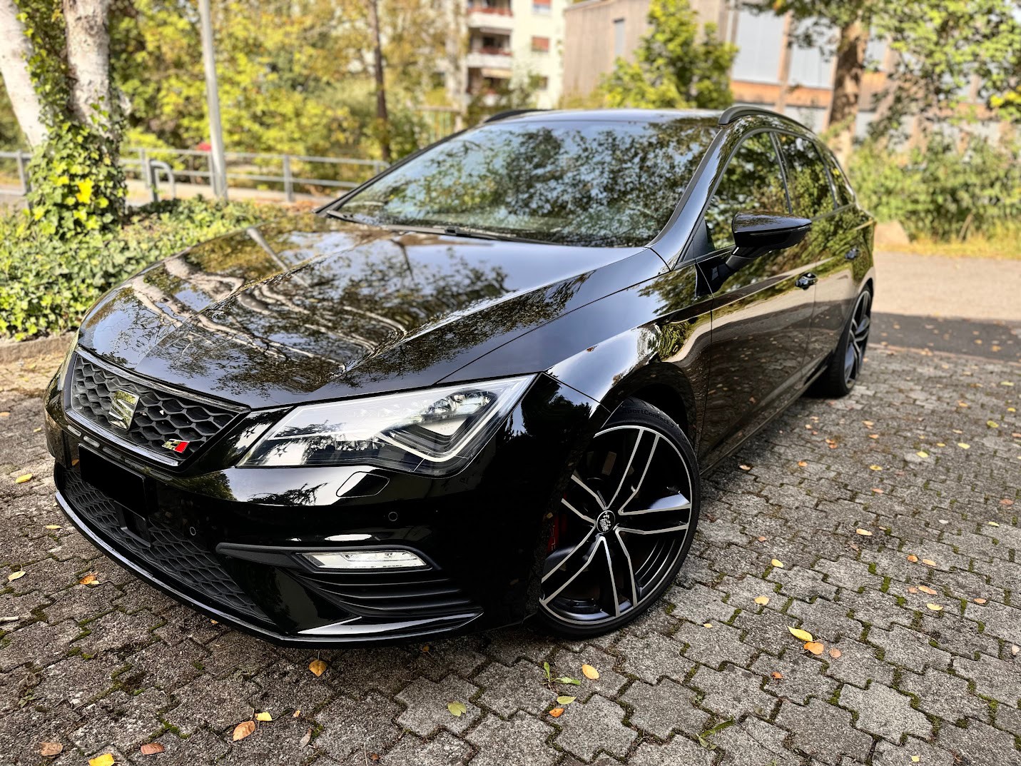 SEAT Leon ST 2.0 TSI Cupra 300 4 Drive DSG