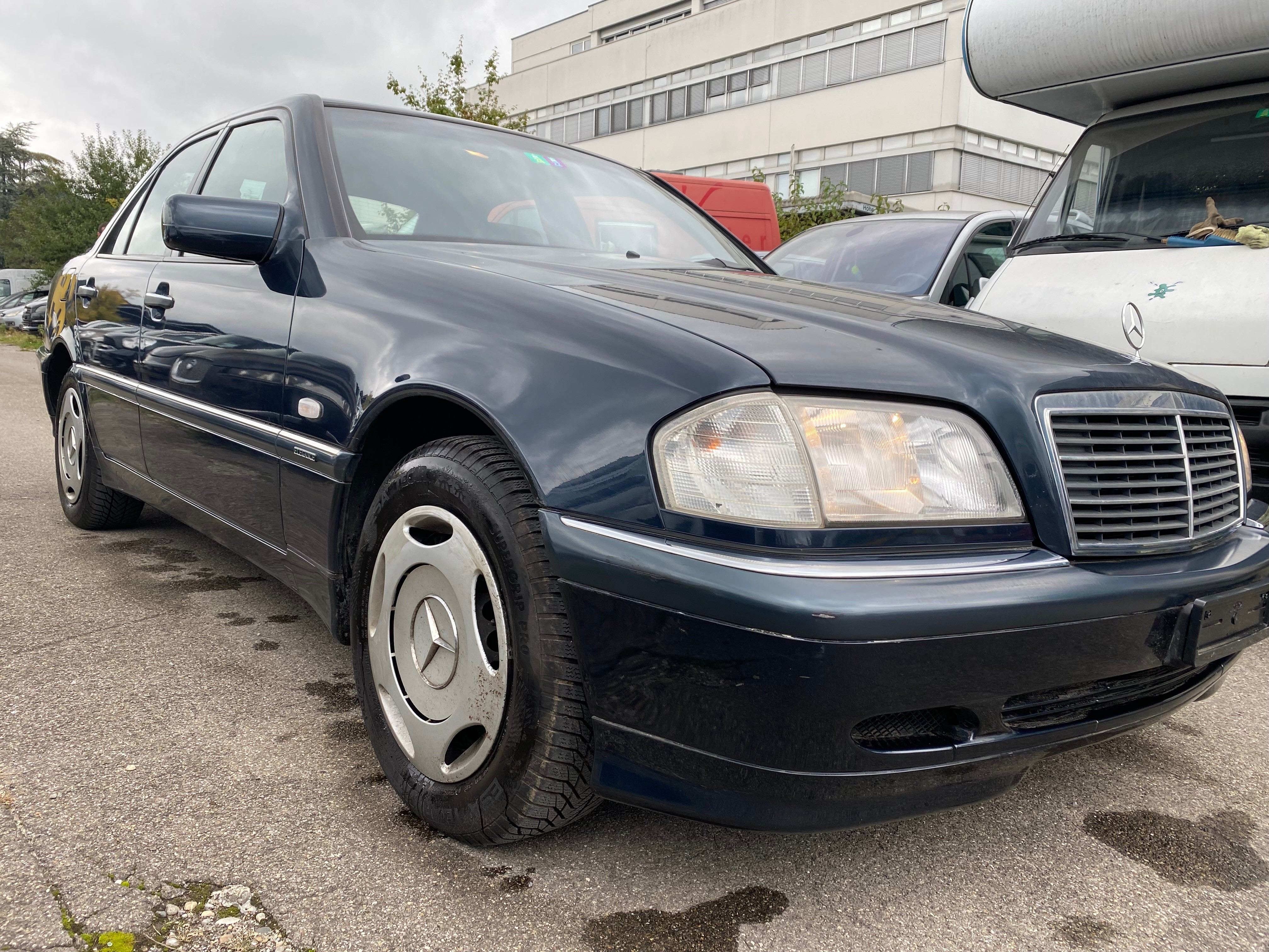 MERCEDES-BENZ C 240 Elégance