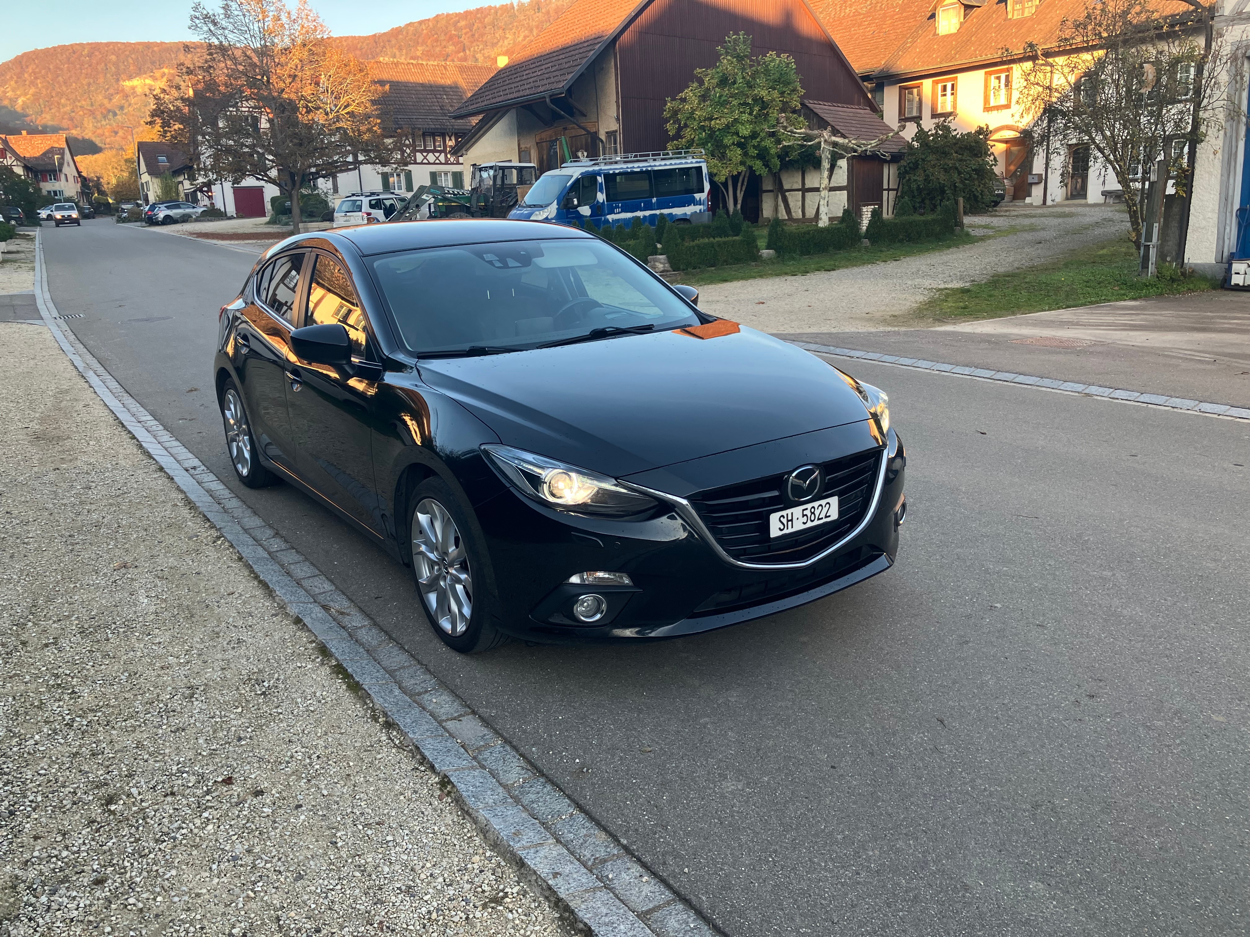 MAZDA 3 2.0 16V Revolution