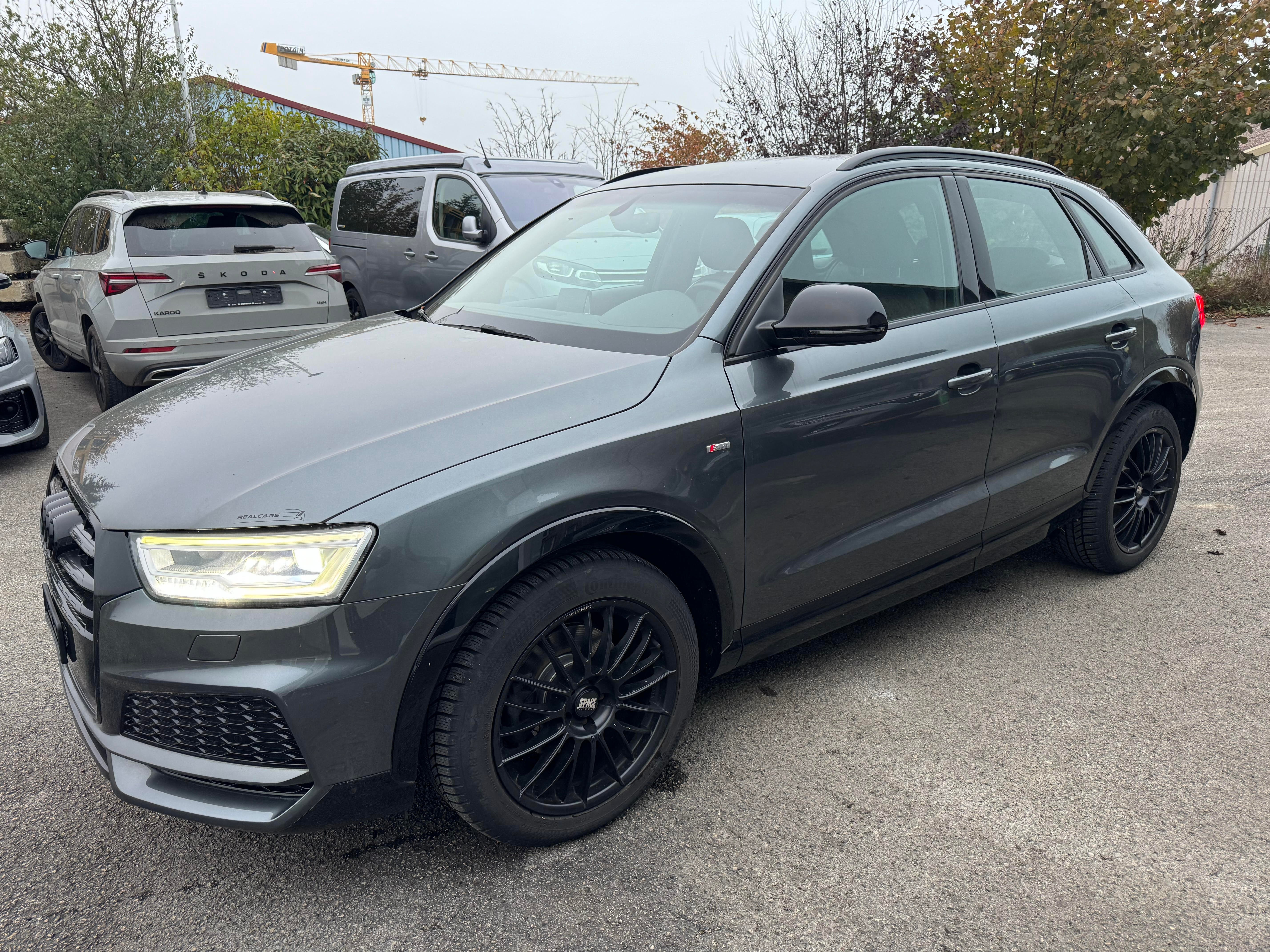 AUDI Q3 2.0 TFSI sport quattro S-tronic