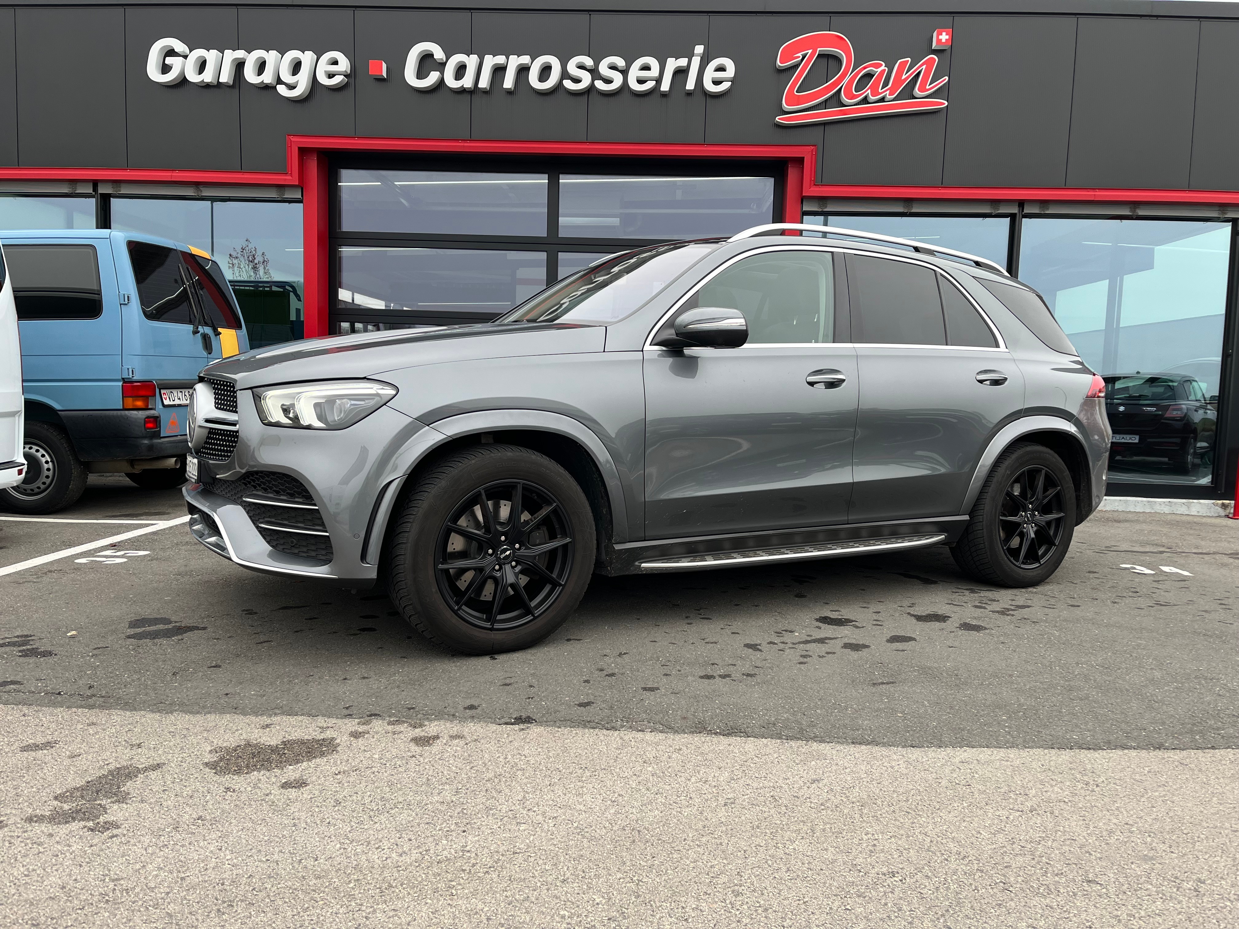 MERCEDES-BENZ GLE 300 d 4Matic AMG Line 9G-Tronic