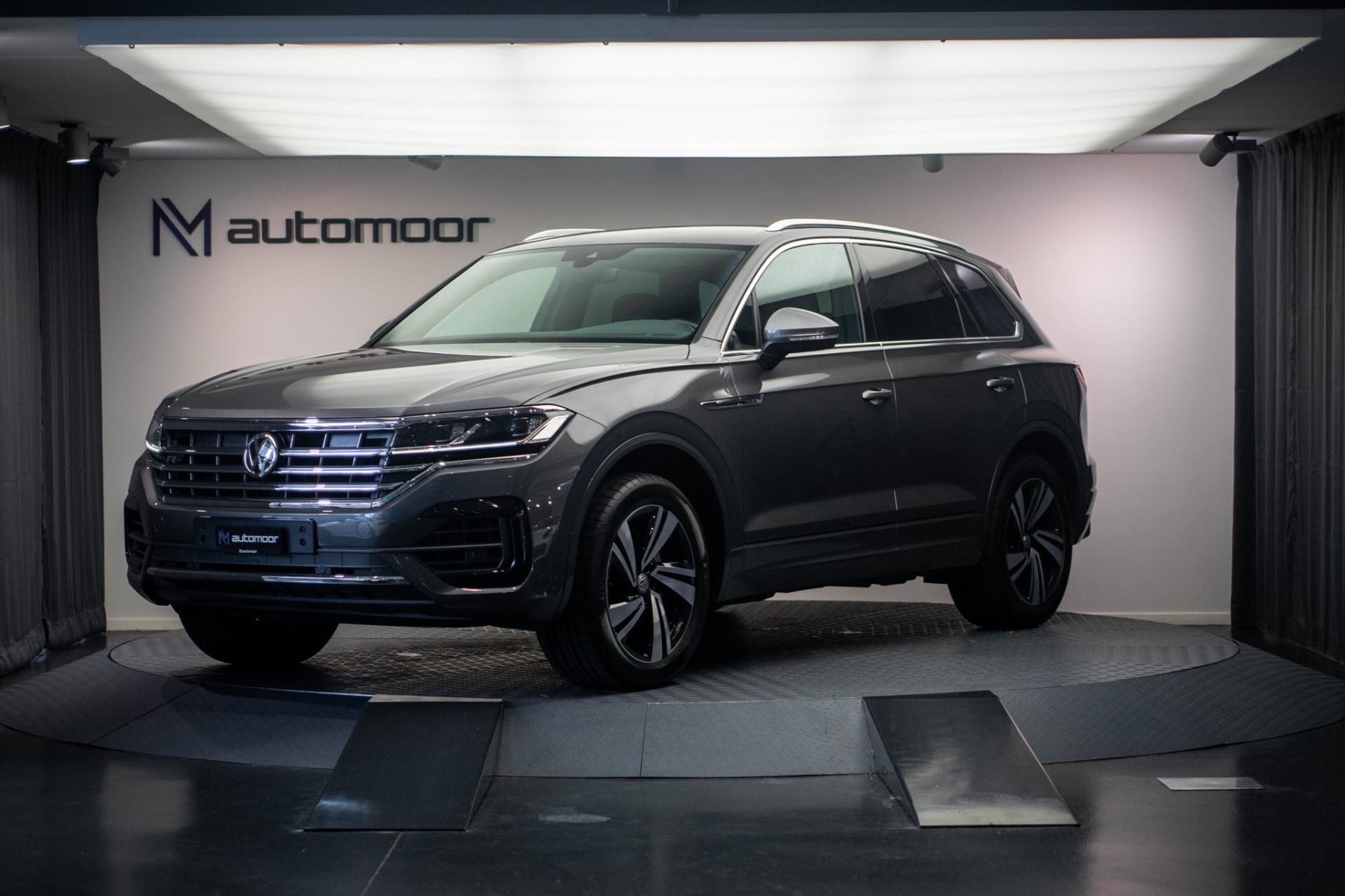 VW TOUAREG 3.0 TDI R-Line 4Motion