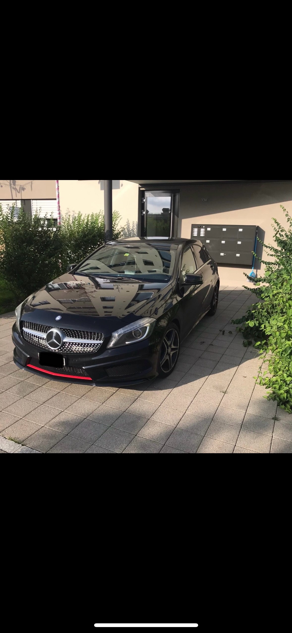 MERCEDES-BENZ A 180 AMG Line