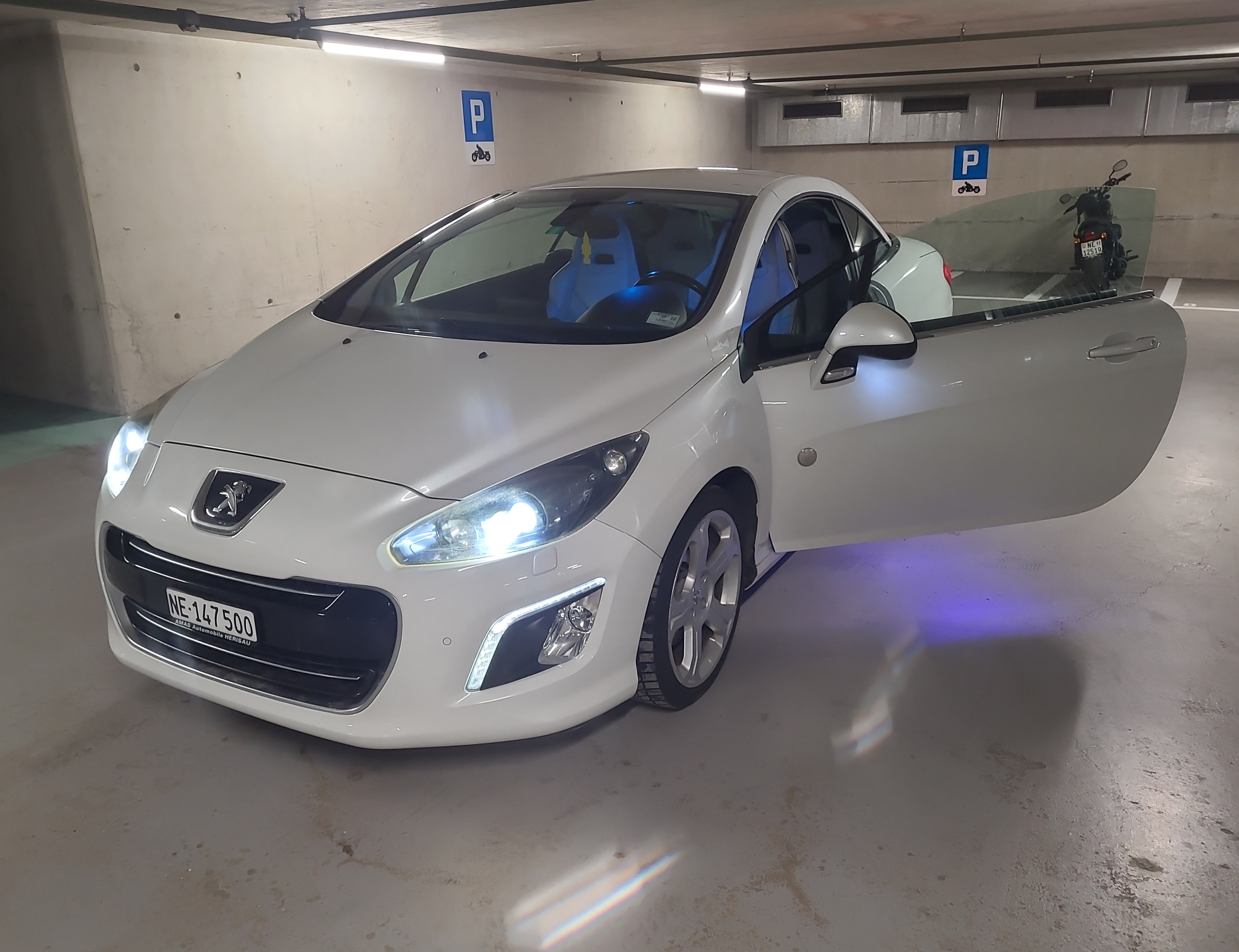 PEUGEOT 308 CC 1.6 16V Turbo R.Garros