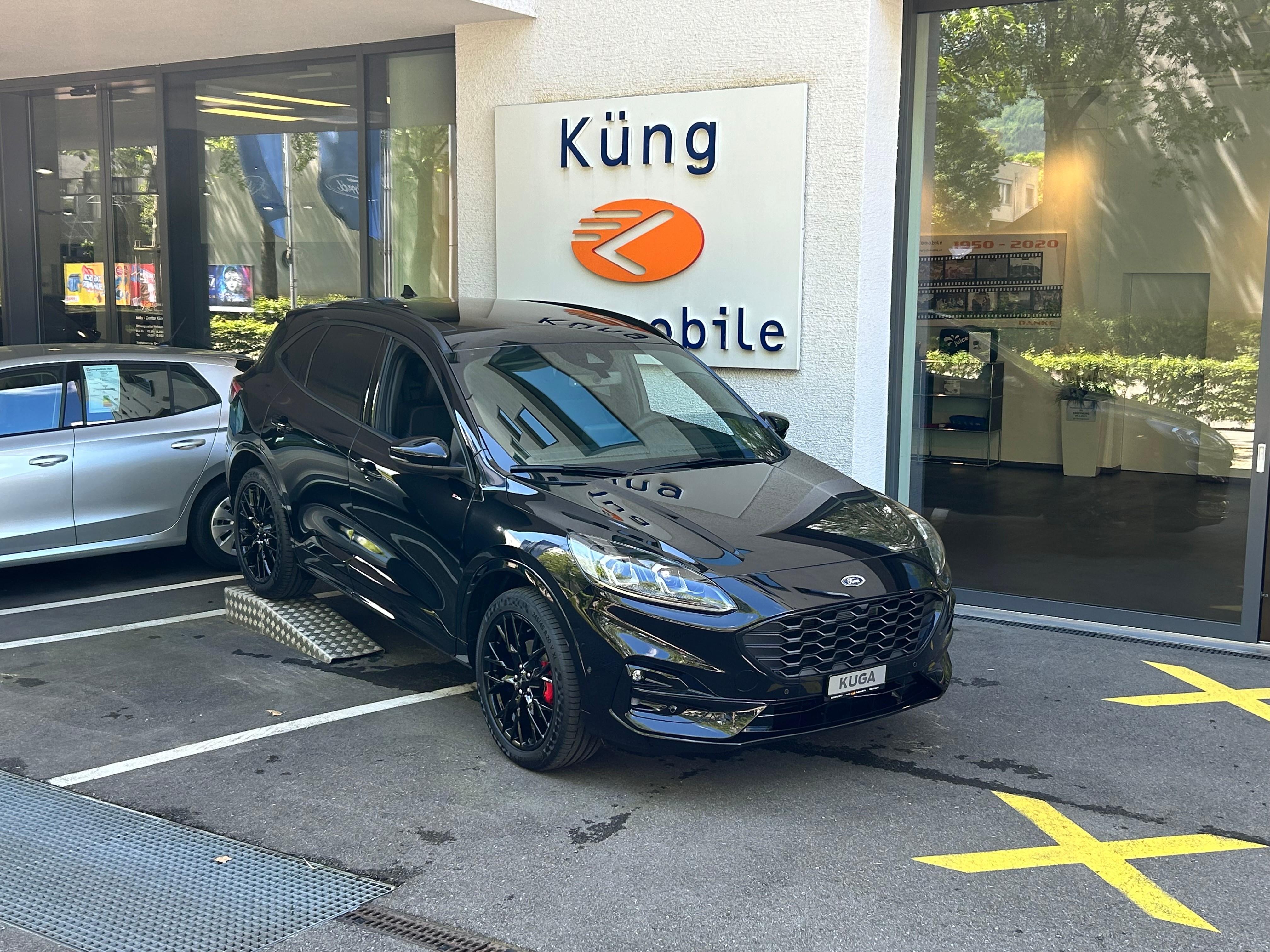 FORD Kuga 2.5 PHEV ST-Line X 2WD