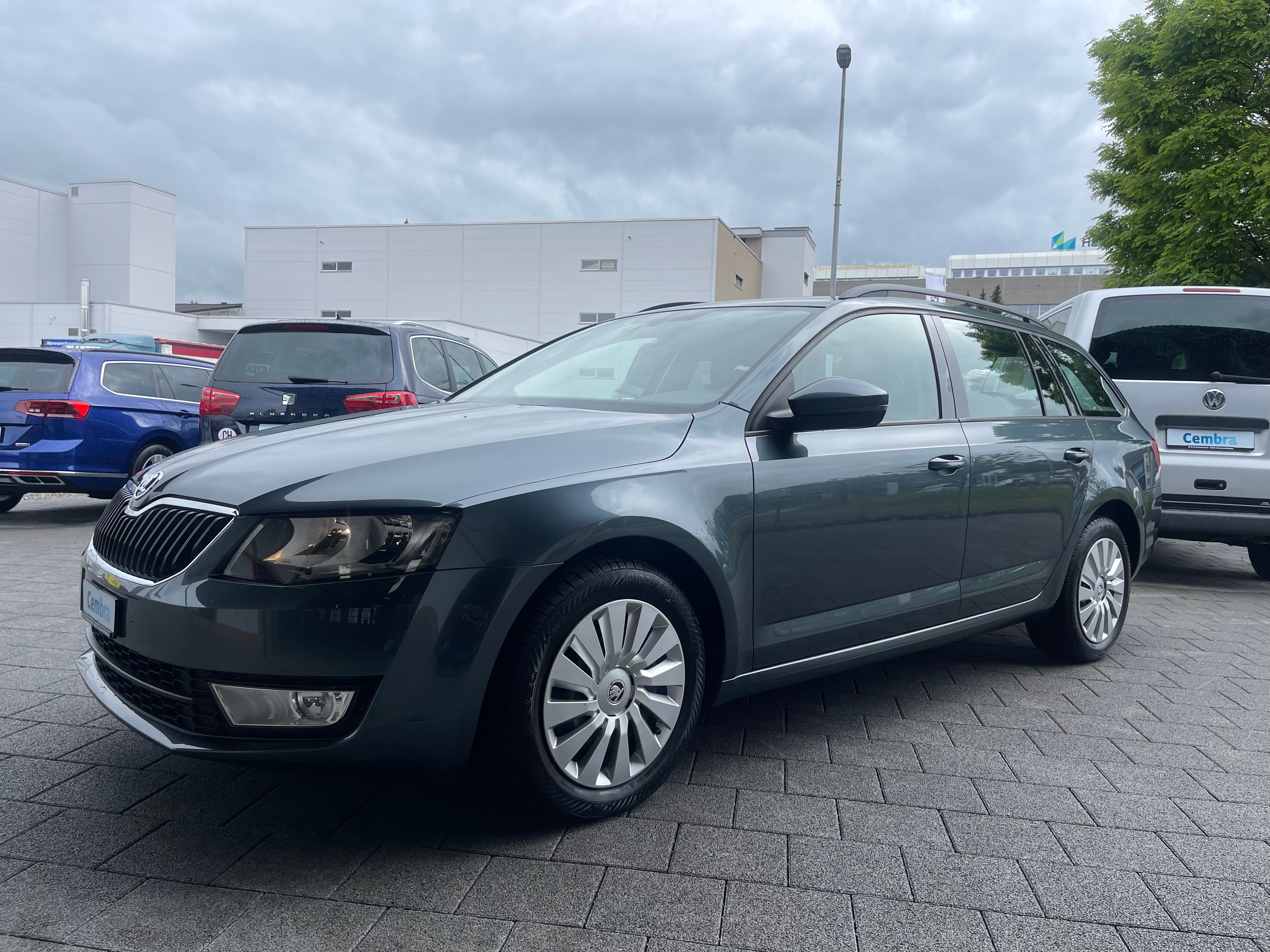 SKODA Octavia Combi 1.6 TDI Ambition DSG