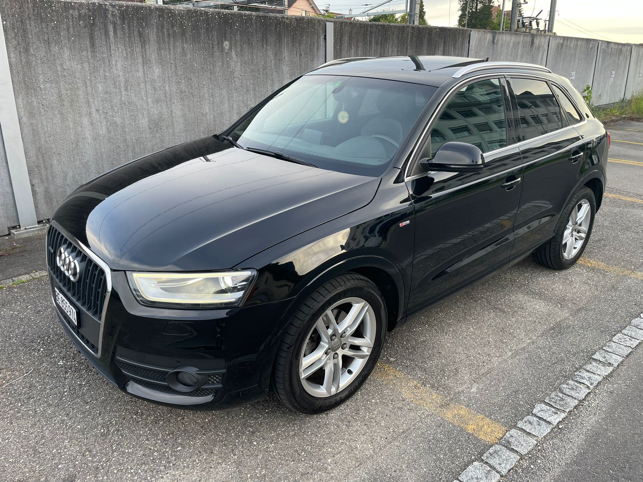 AUDI Q3 2.0 TDI Start quattro S-tronic