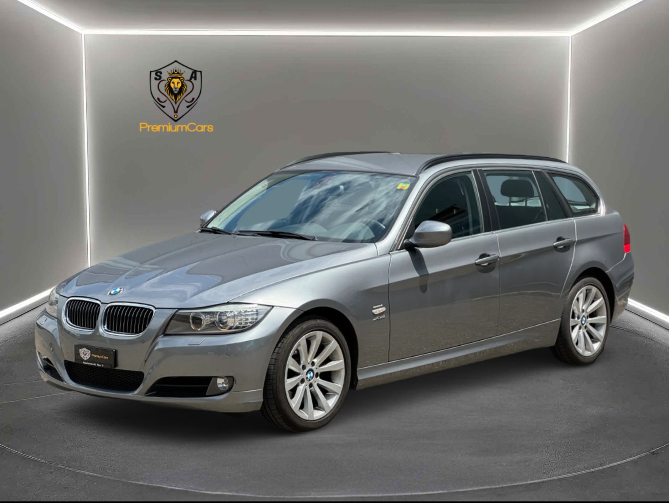 BMW 330i xDrive Touring Steptronic