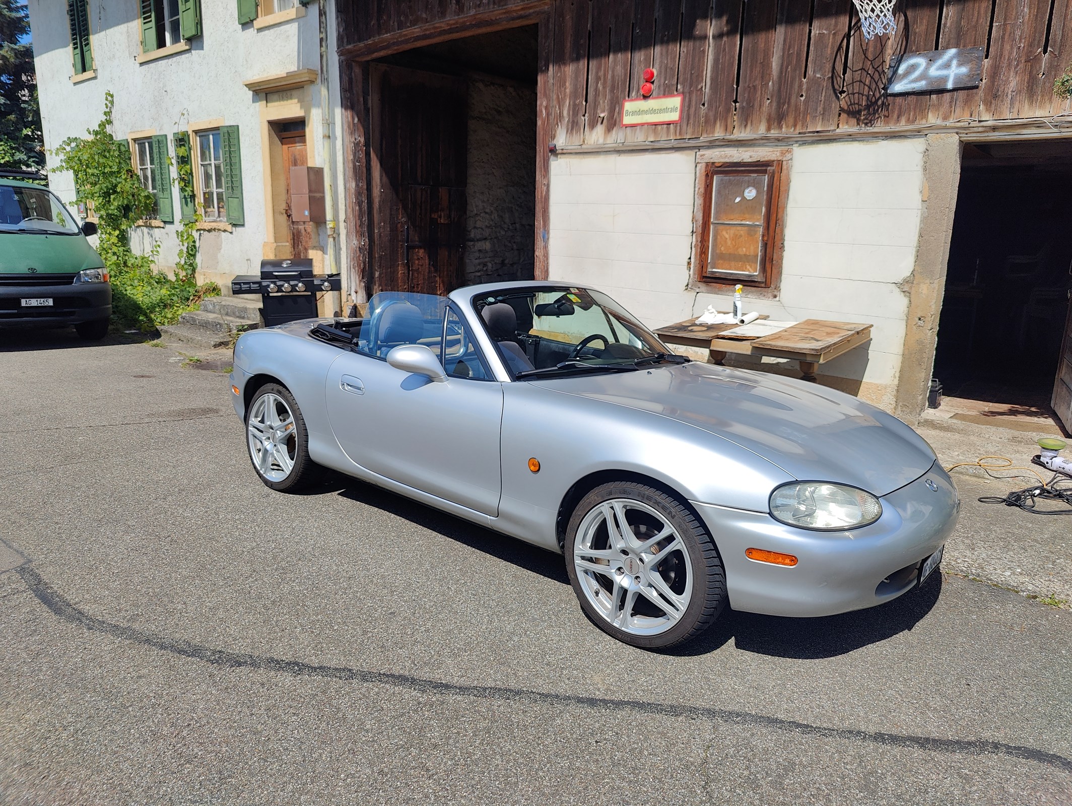 MAZDA MX-5 1.6