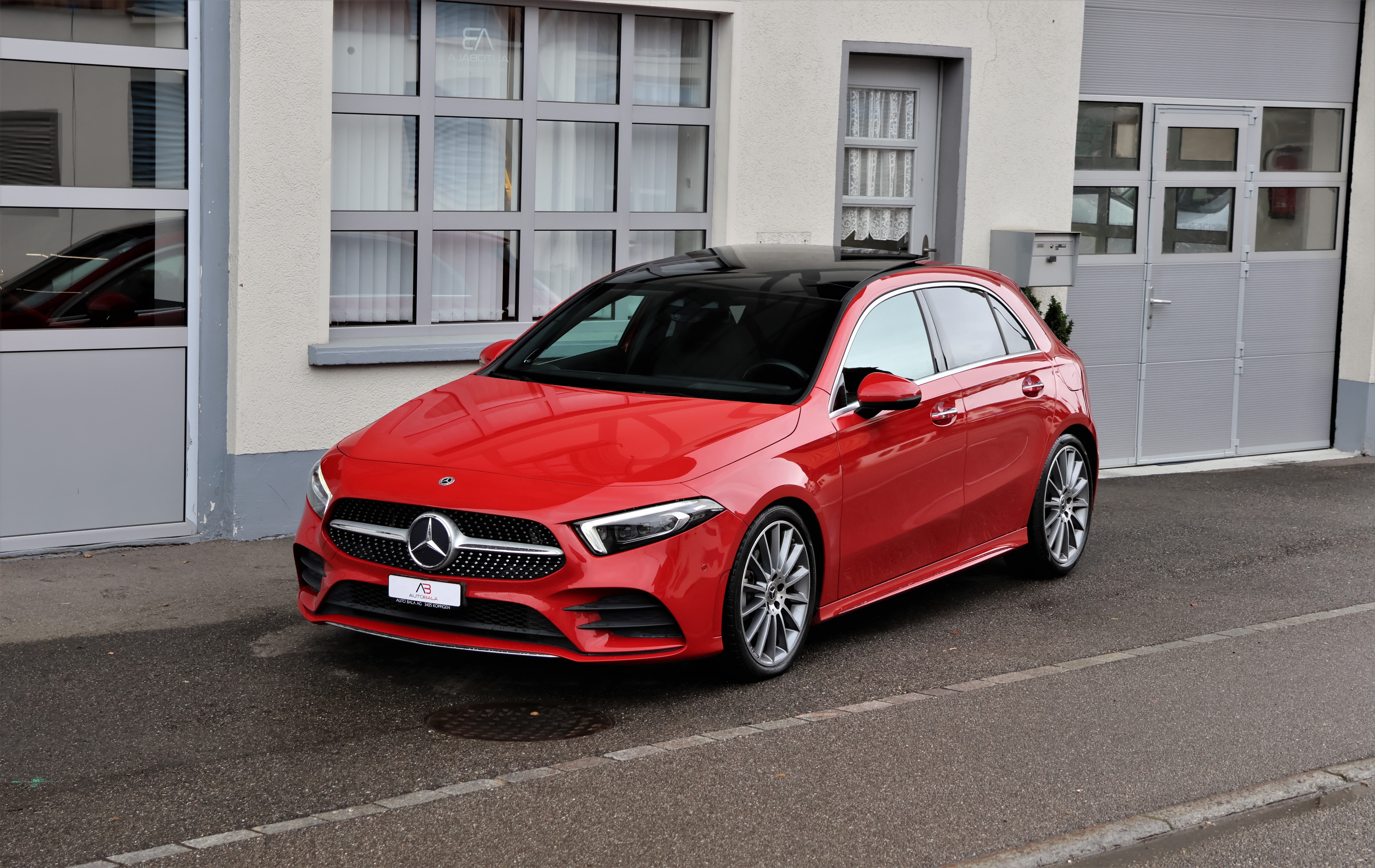 MERCEDES-BENZ A 200 AMG Line 7G-DCT (CH)