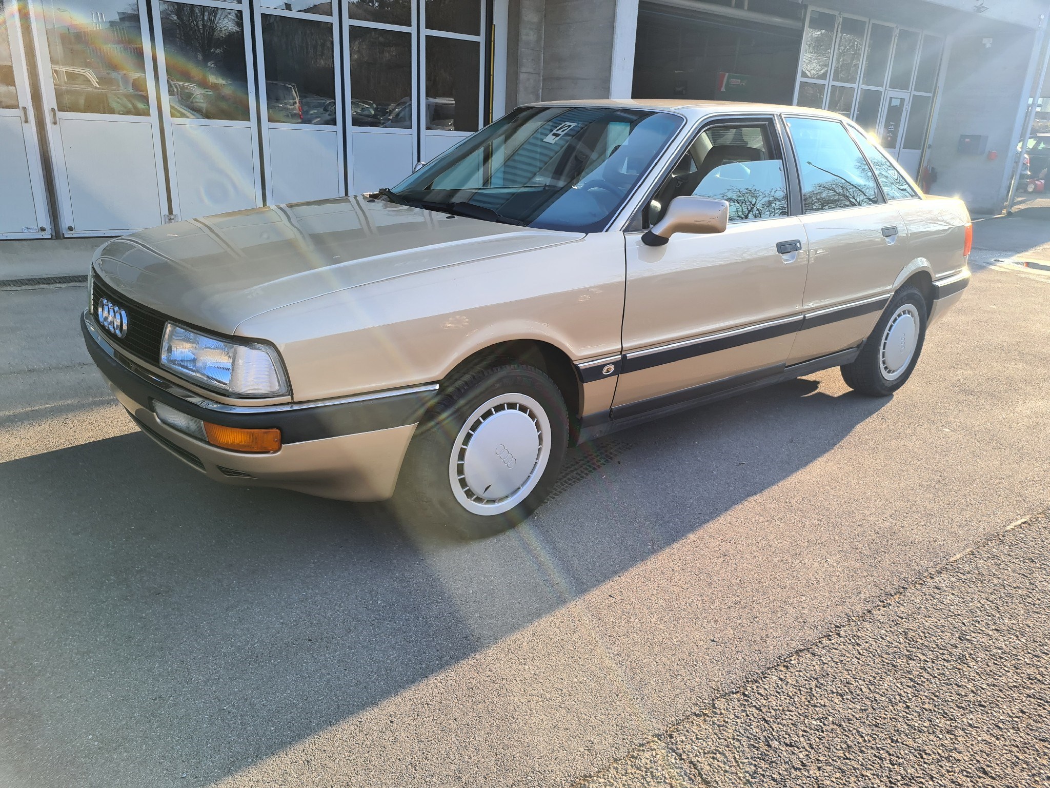 AUDI 90 2.3 E