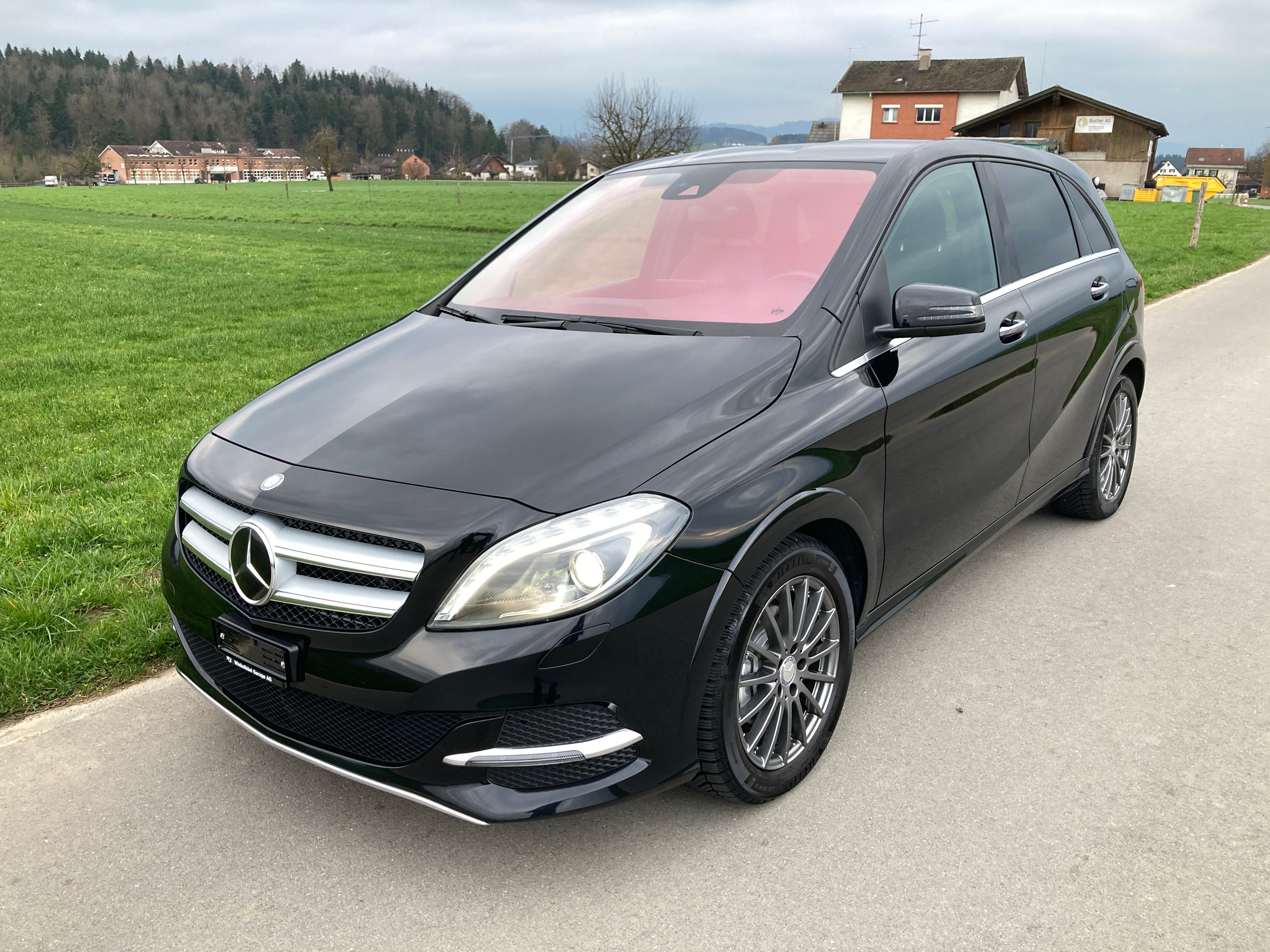 MERCEDES-BENZ B Electric Drive Style