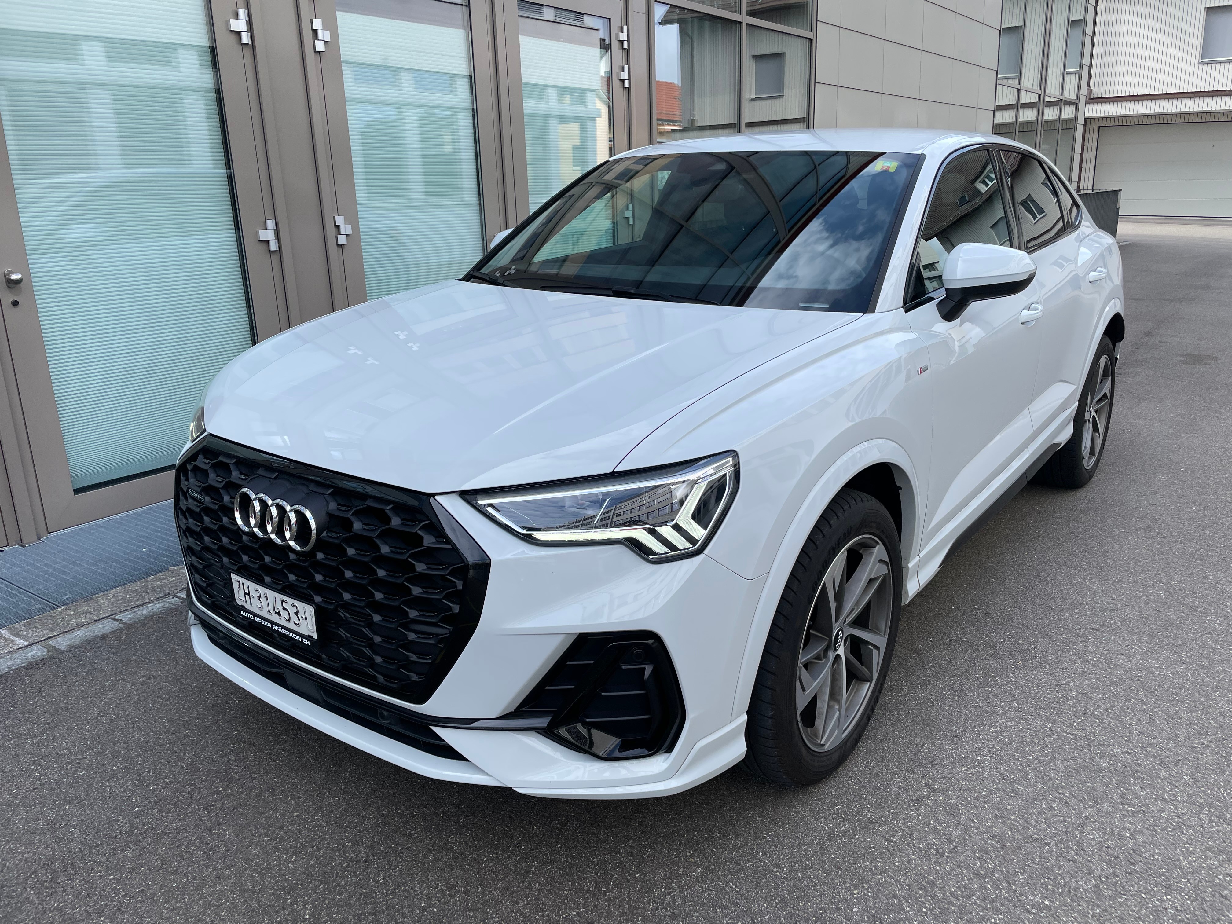 AUDI Q3 Sportback 40 TDI S line quattro